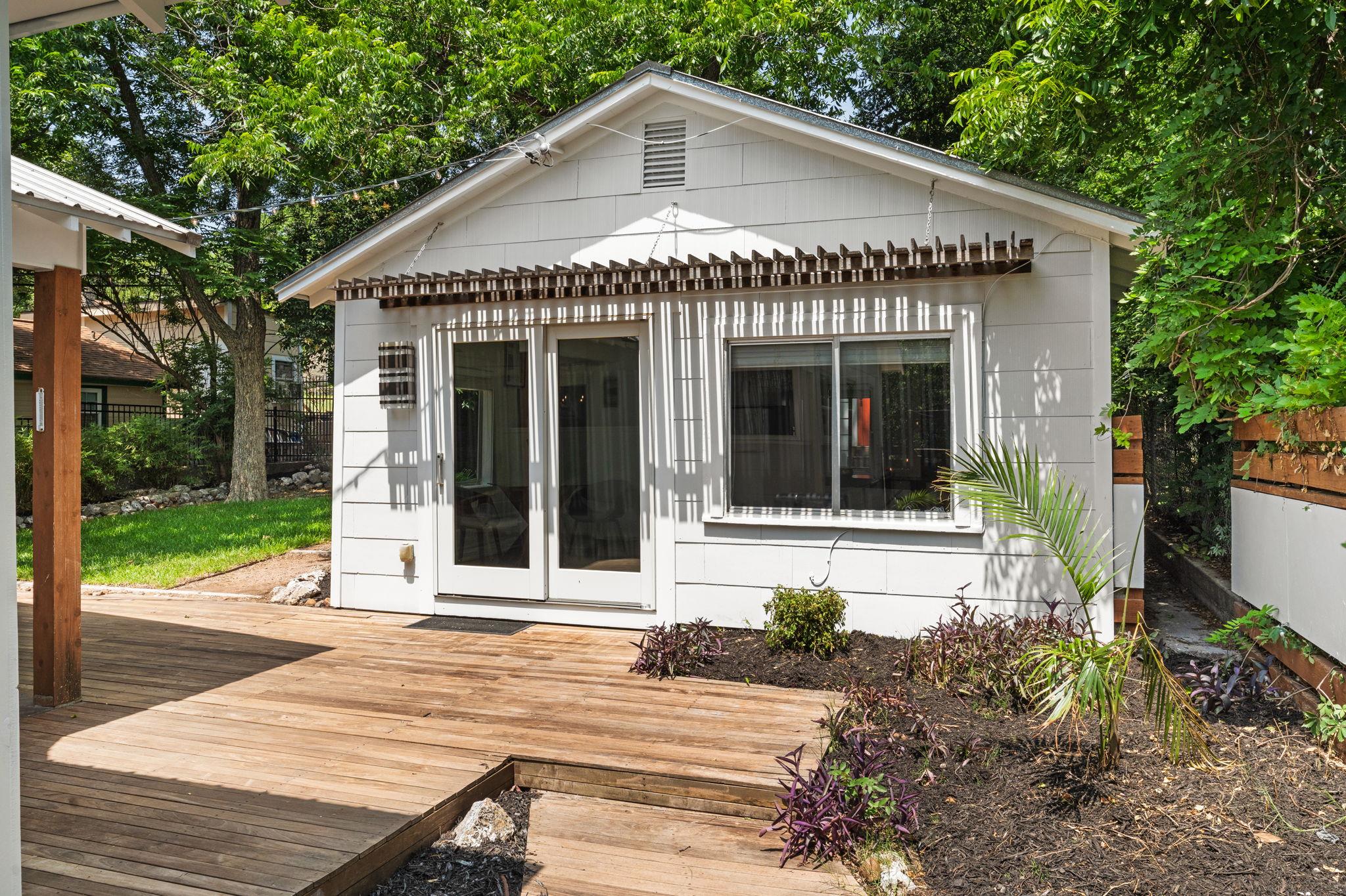 2004 Bremen St, Austin, TX 78703