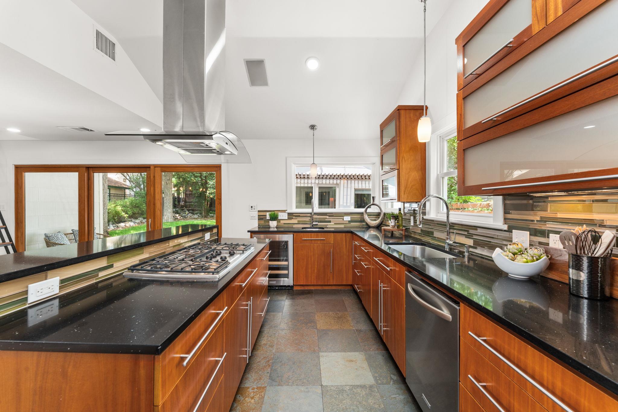 2004 Bremen St, Austin, TX 78703