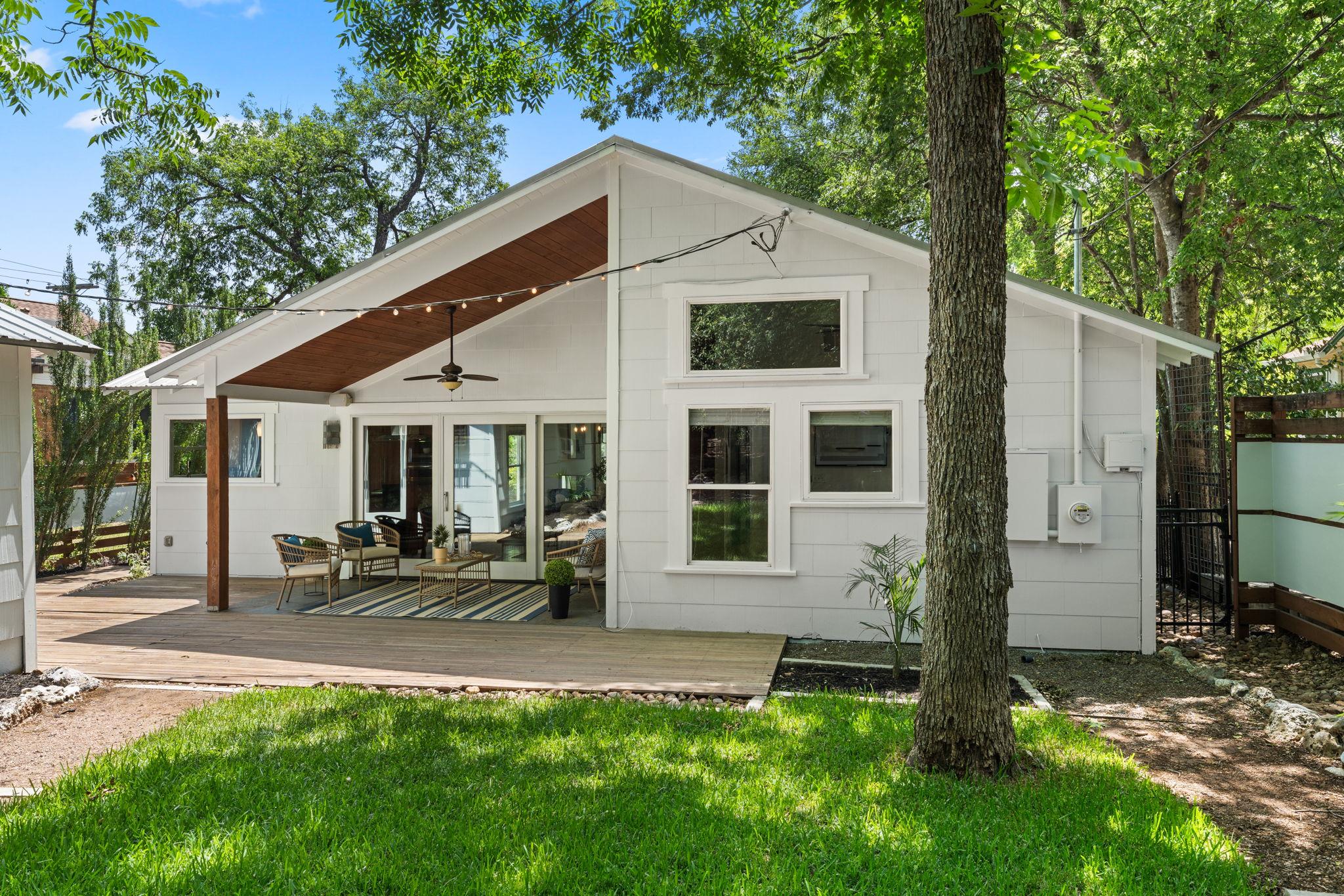 2004 Bremen St, Austin, TX 78703