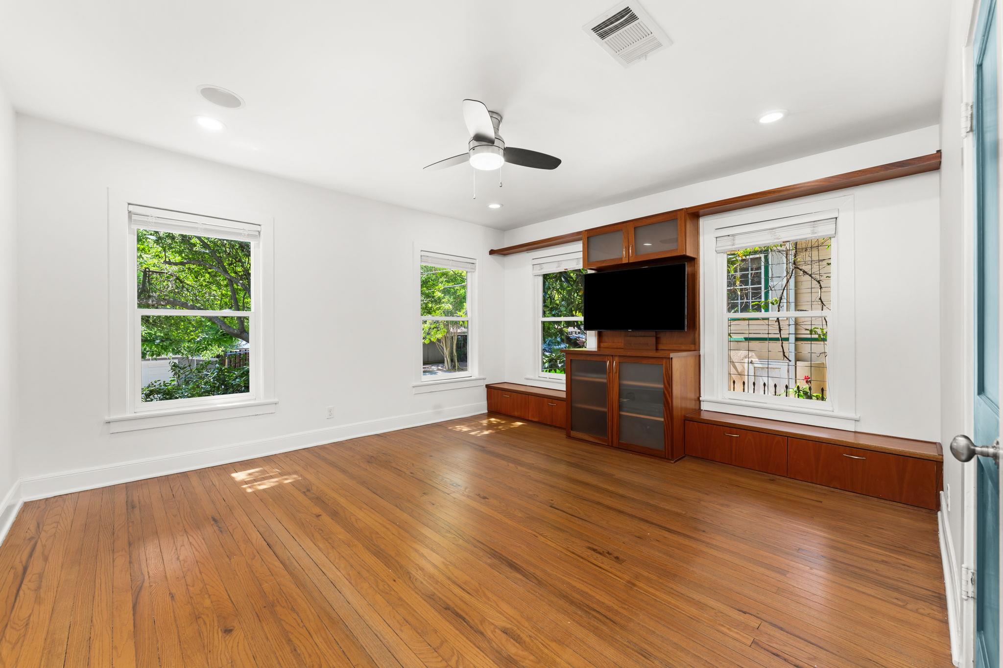 2004 Bremen St, Austin, TX 78703