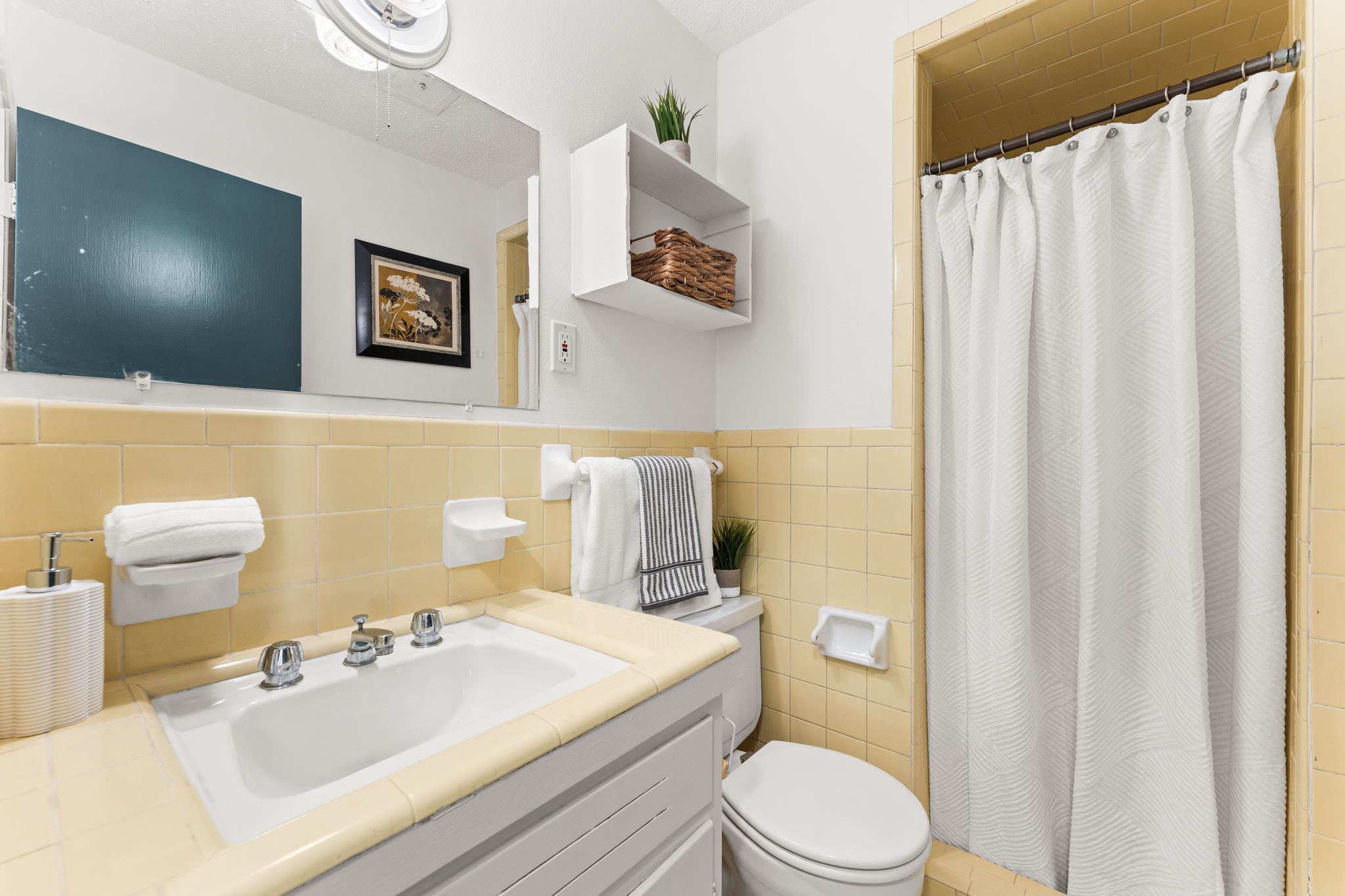 2004 Bremen St, Austin, TX 78703