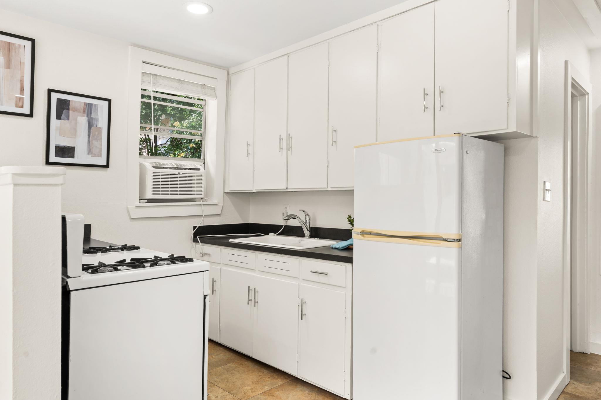 2004 Bremen St, Austin, TX 78703