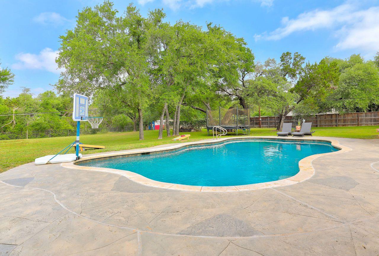 3701 Arrowhead Cir, Round Rock, TX 78681