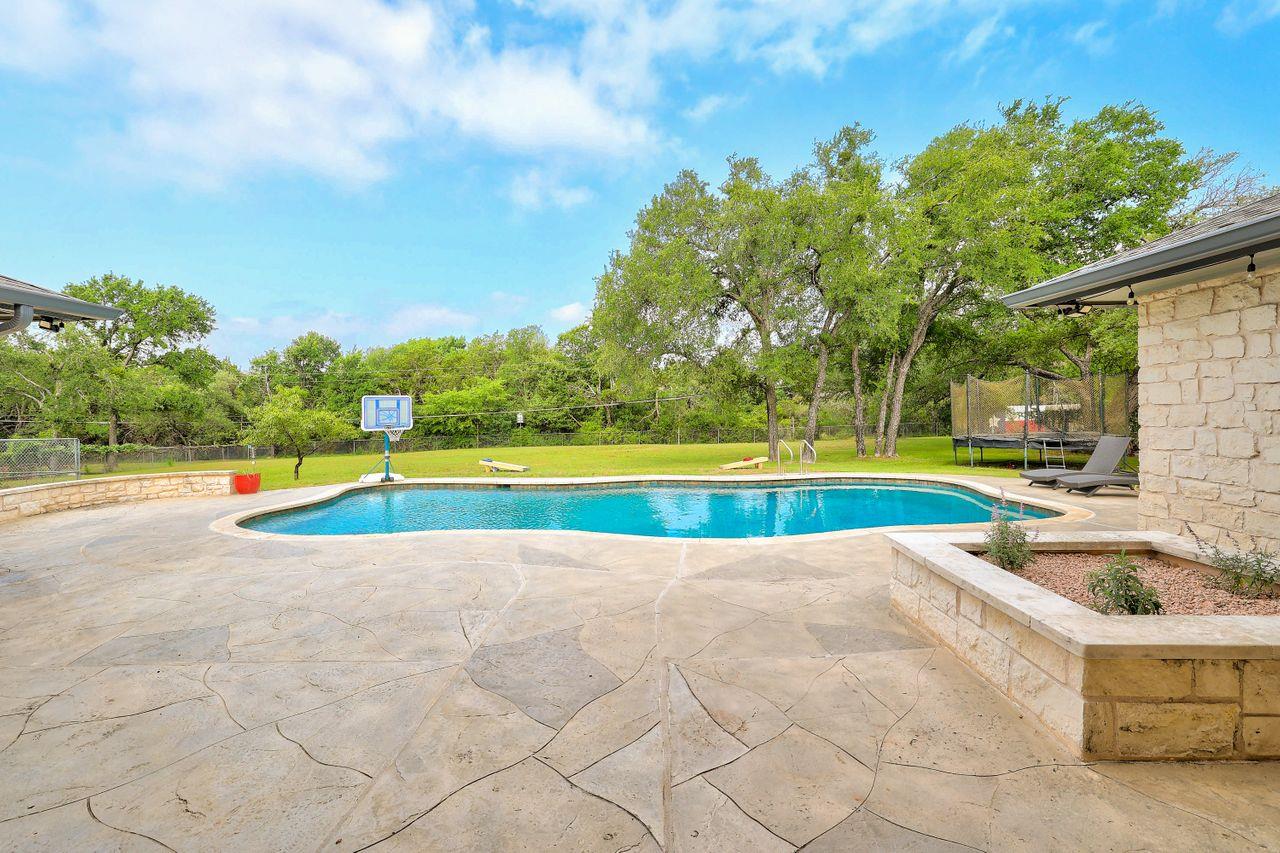 3701 Arrowhead Cir, Round Rock, TX 78681