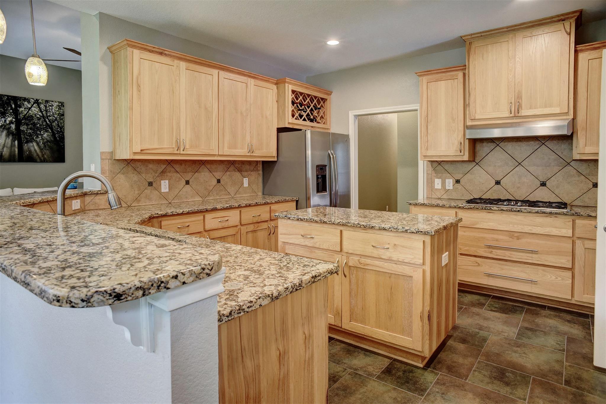233 Maple Leaf Trl, Elgin, TX 78621