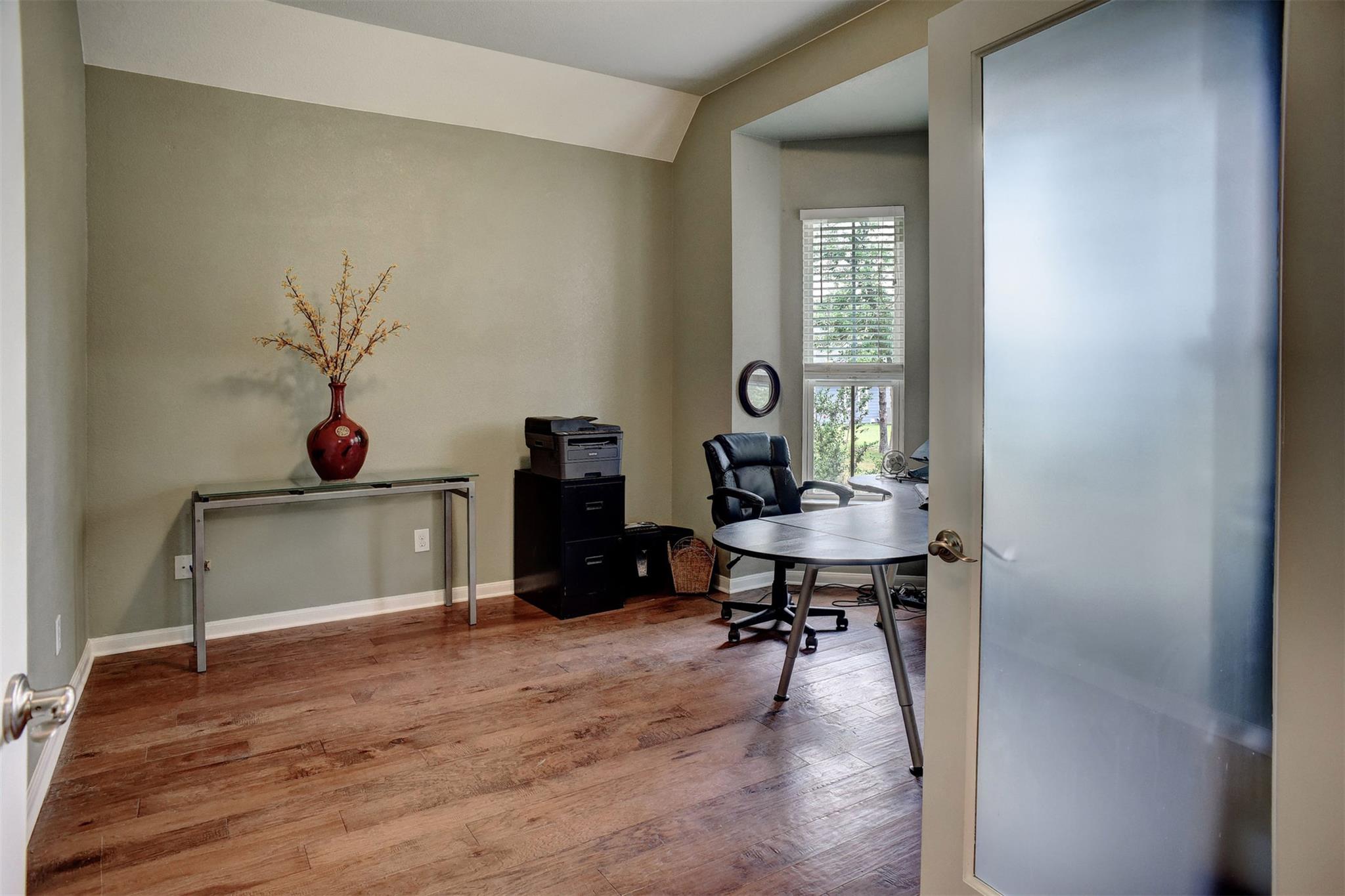 233 Maple Leaf Trl, Elgin, TX 78621