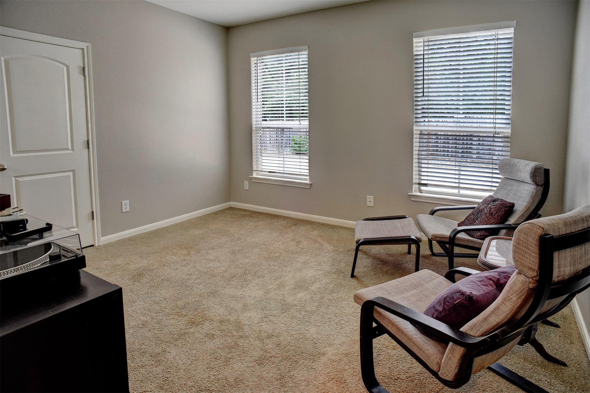 233 Maple Leaf Trl, Elgin, TX 78621