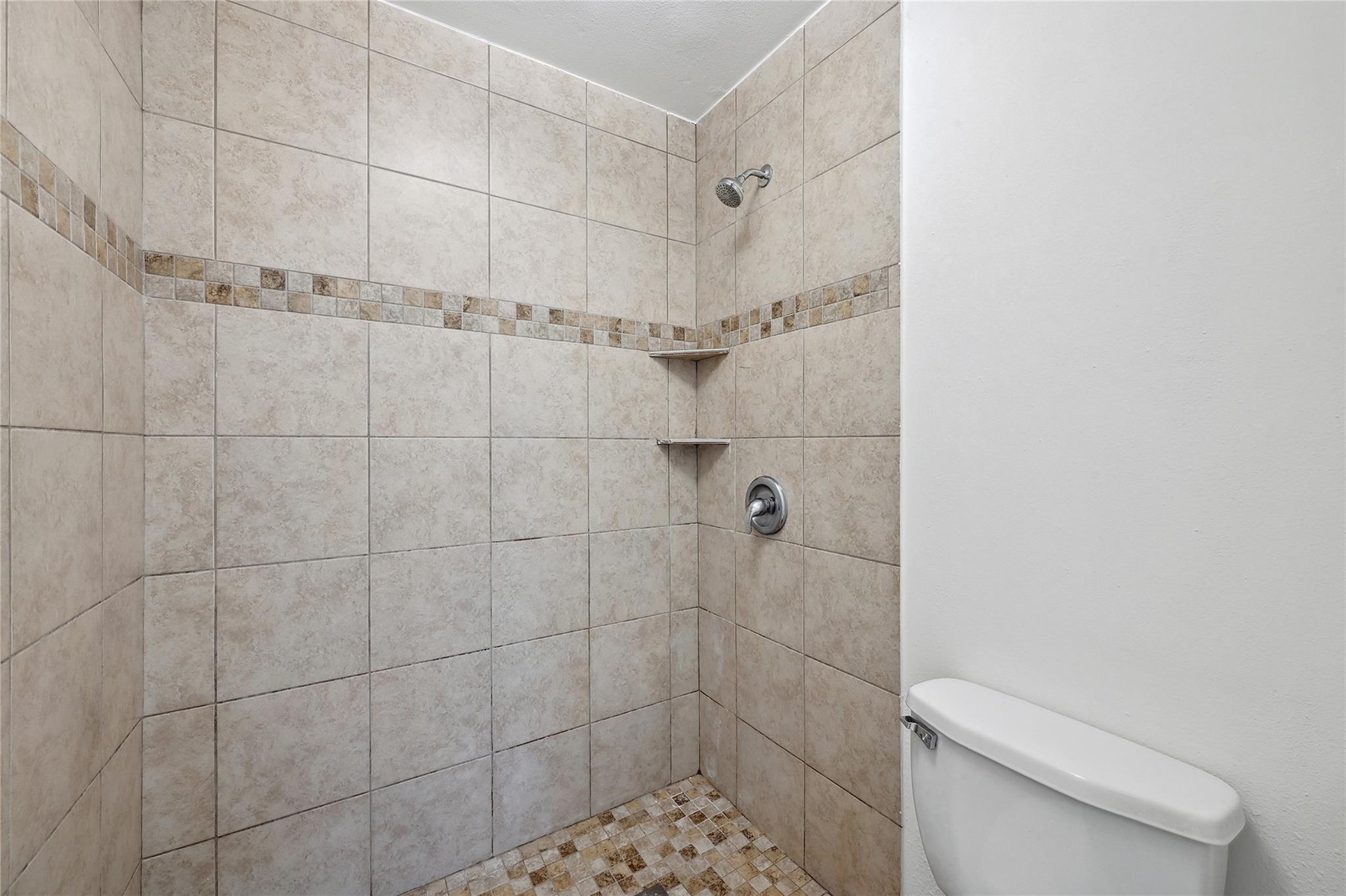4307 S 1st St # 104, Austin, TX 78745
