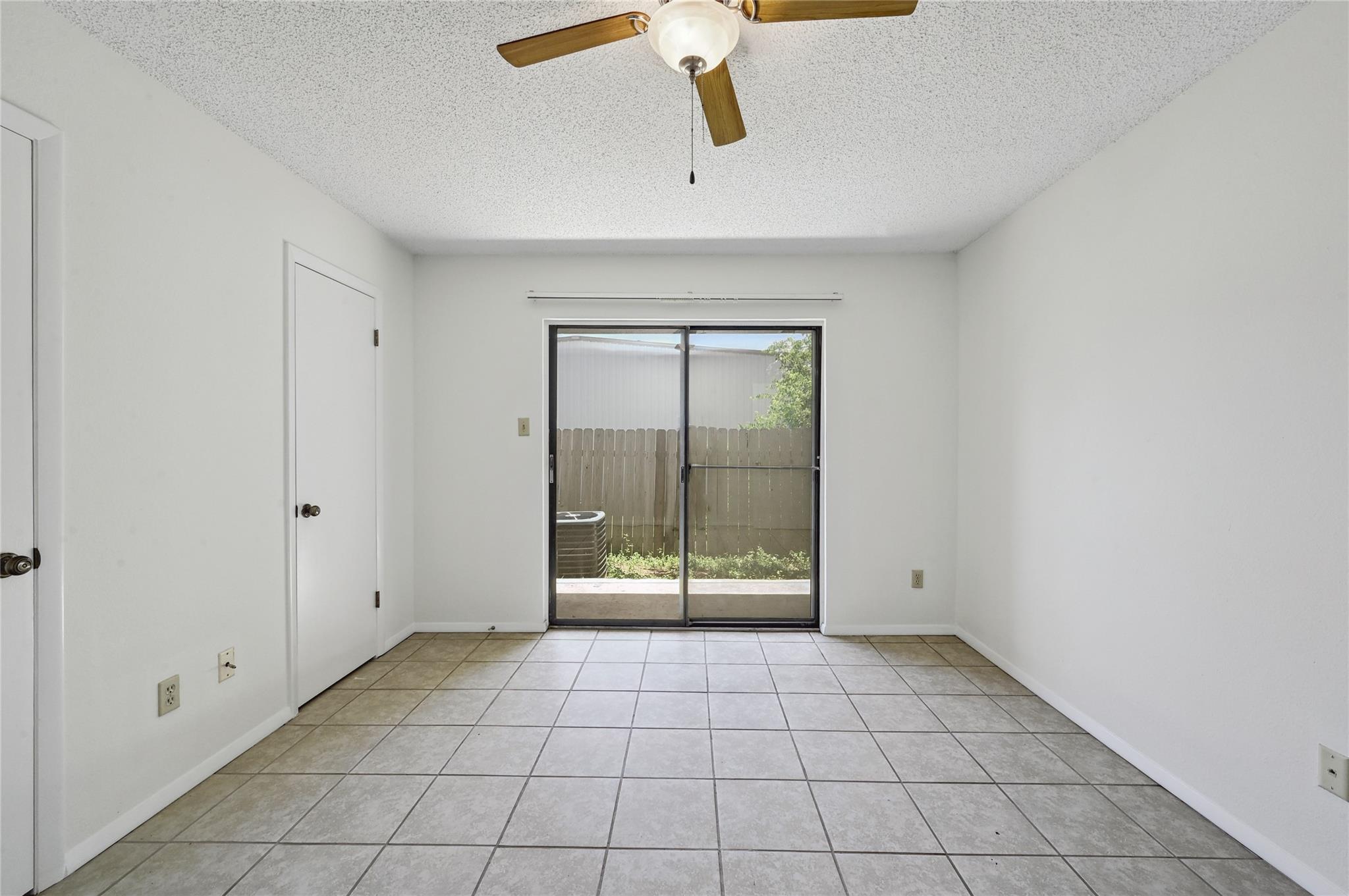 4307 S 1st St # 104, Austin, TX 78745