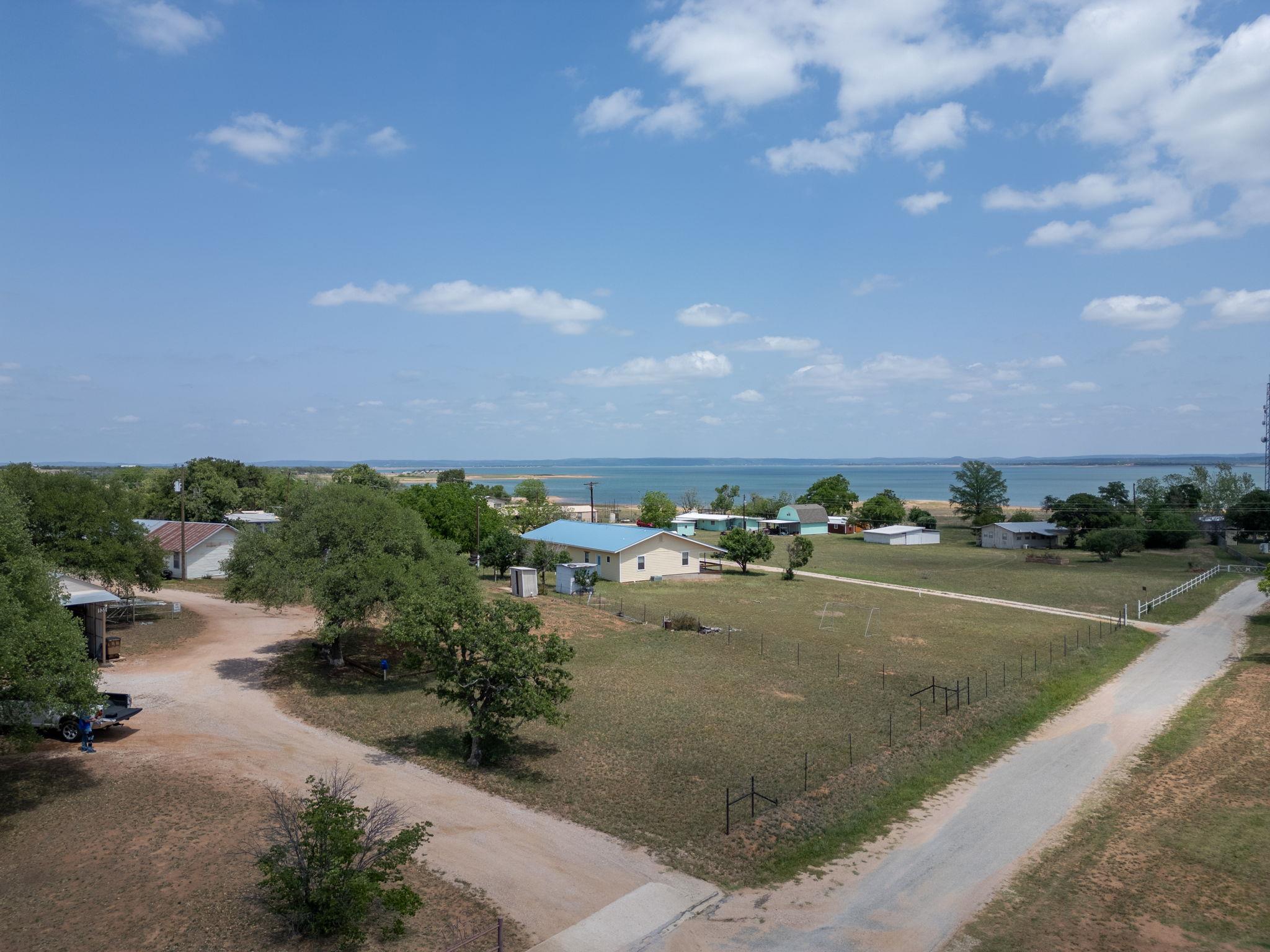 128 Golden Harvest Dr, Buchanan Dam, TX 78609