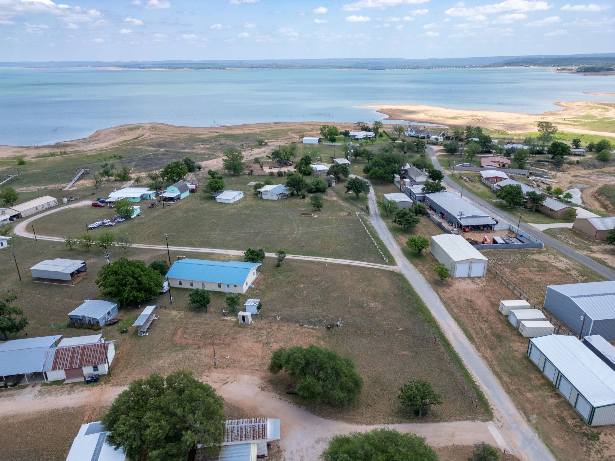 128 Golden Harvest Dr, Buchanan Dam, TX 78609