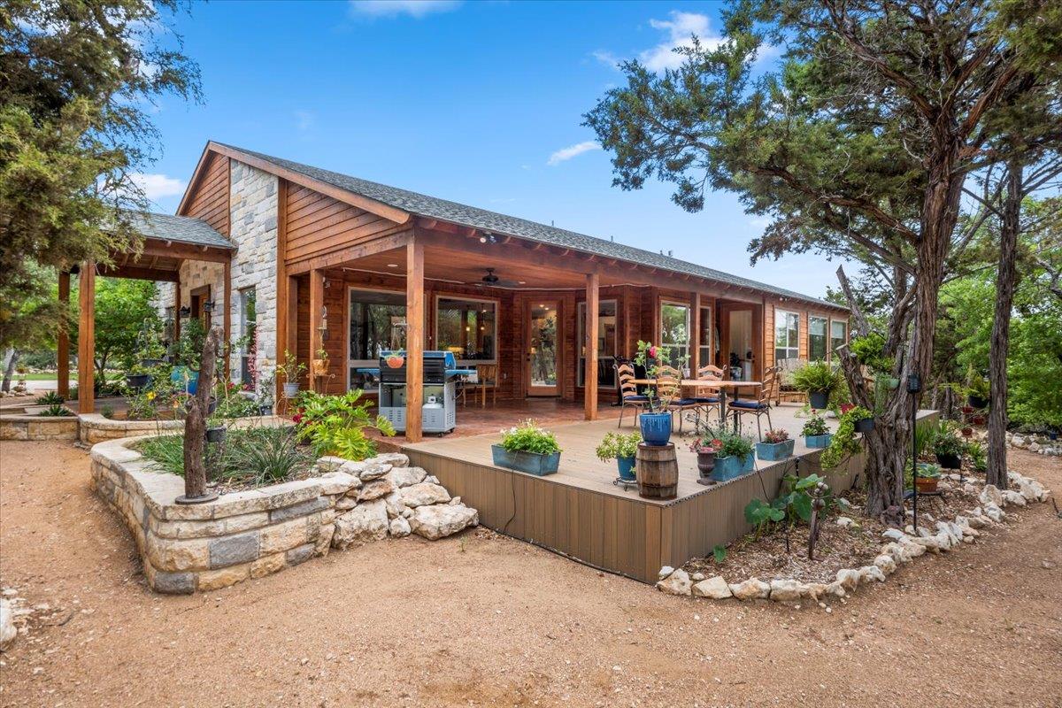 296 & 300 Ivy Dr, Liberty Hill, TX 78642