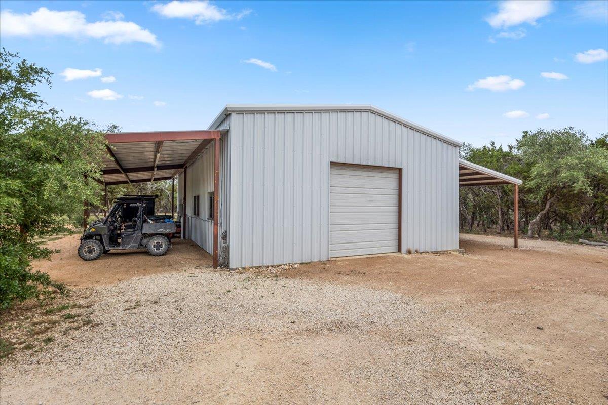296 & 300 Ivy Dr, Liberty Hill, TX 78642