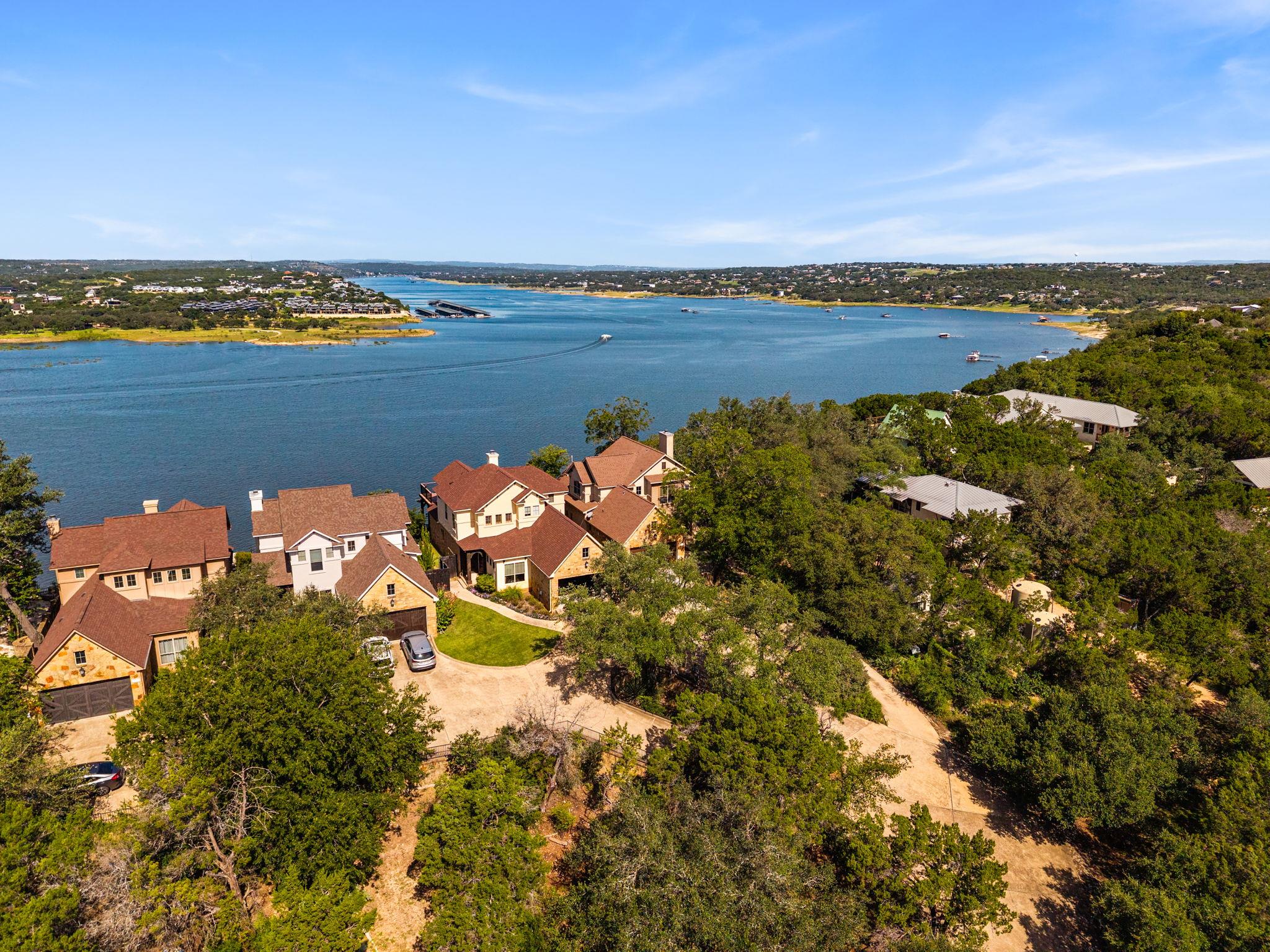 2804B Lohmans Ford Rd, Lago Vista, TX 78645