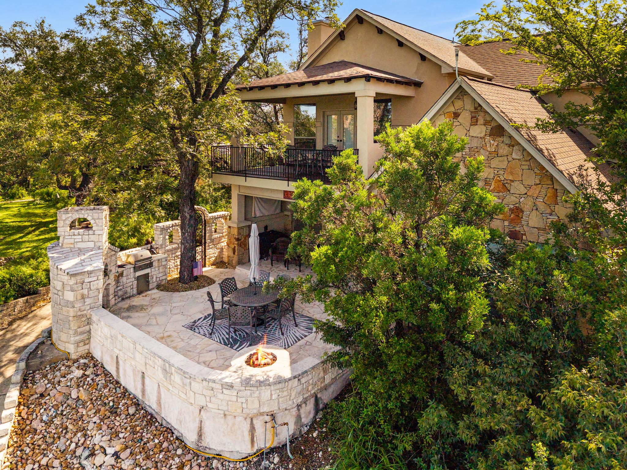 2804B Lohmans Ford Rd, Lago Vista, TX 78645