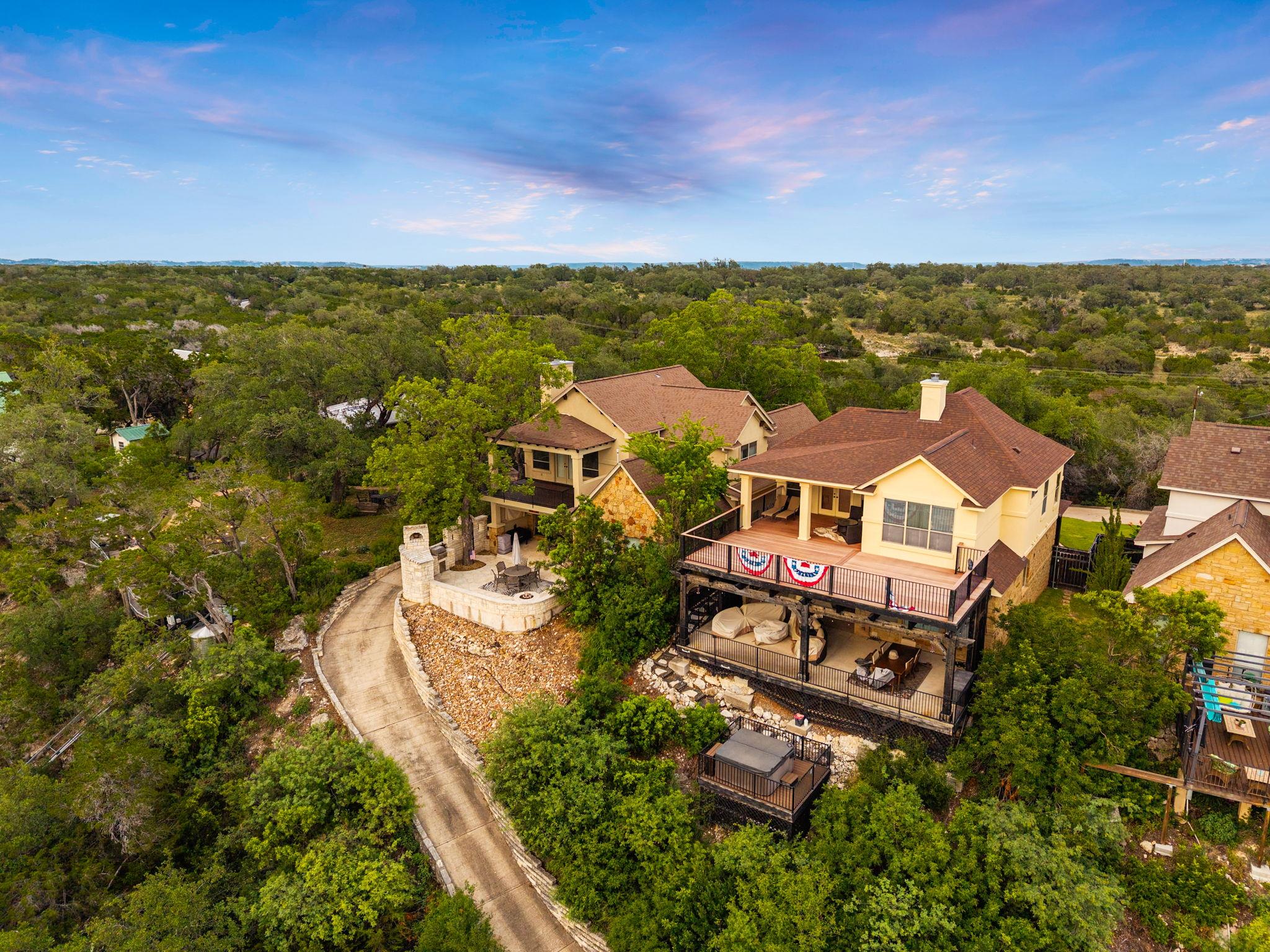 2804B Lohmans Ford Rd, Lago Vista, TX 78645