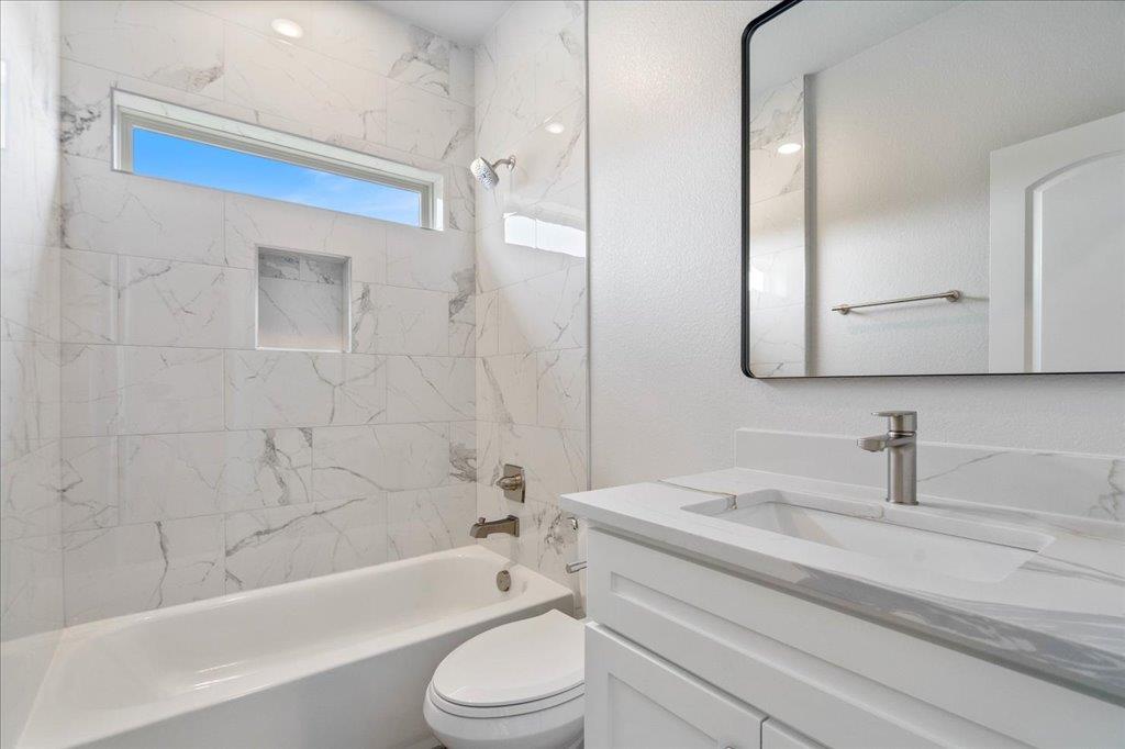 223 Timberline Dr, Burnet, TX 78611