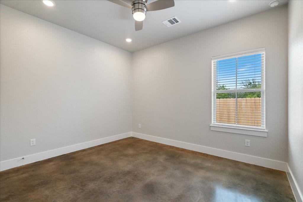 223 Timberline Dr, Burnet, TX 78611