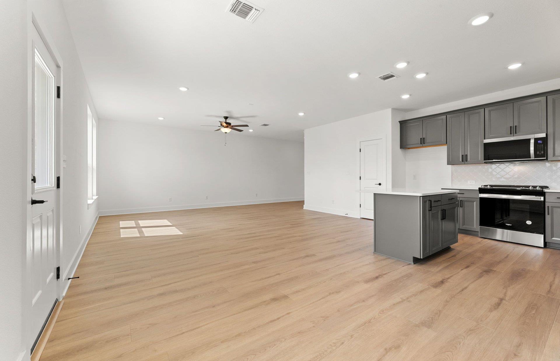 413 Bristlecone Bnd, Liberty Hill, TX 78642