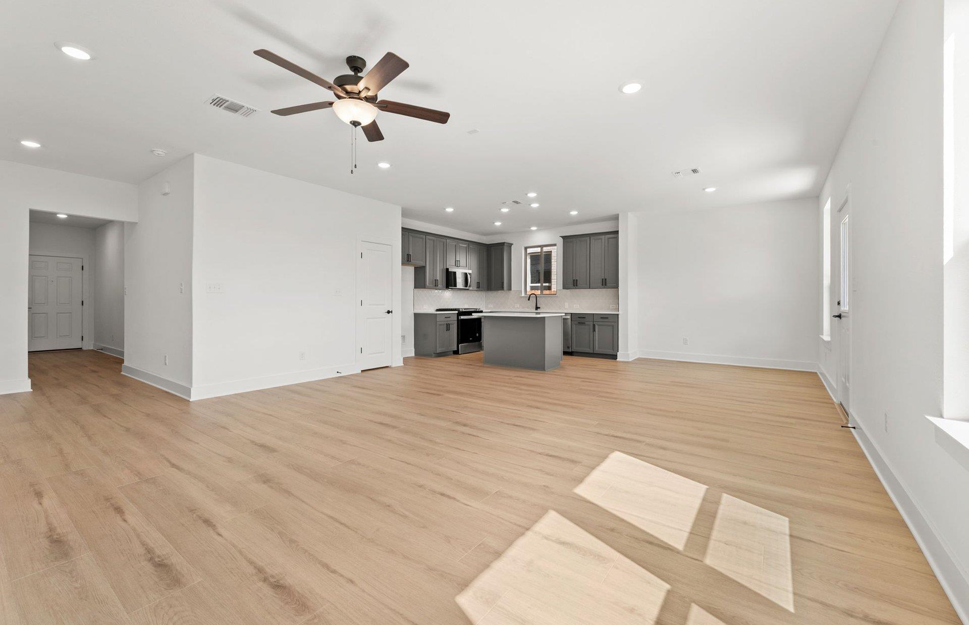 413 Bristlecone Bnd, Liberty Hill, TX 78642