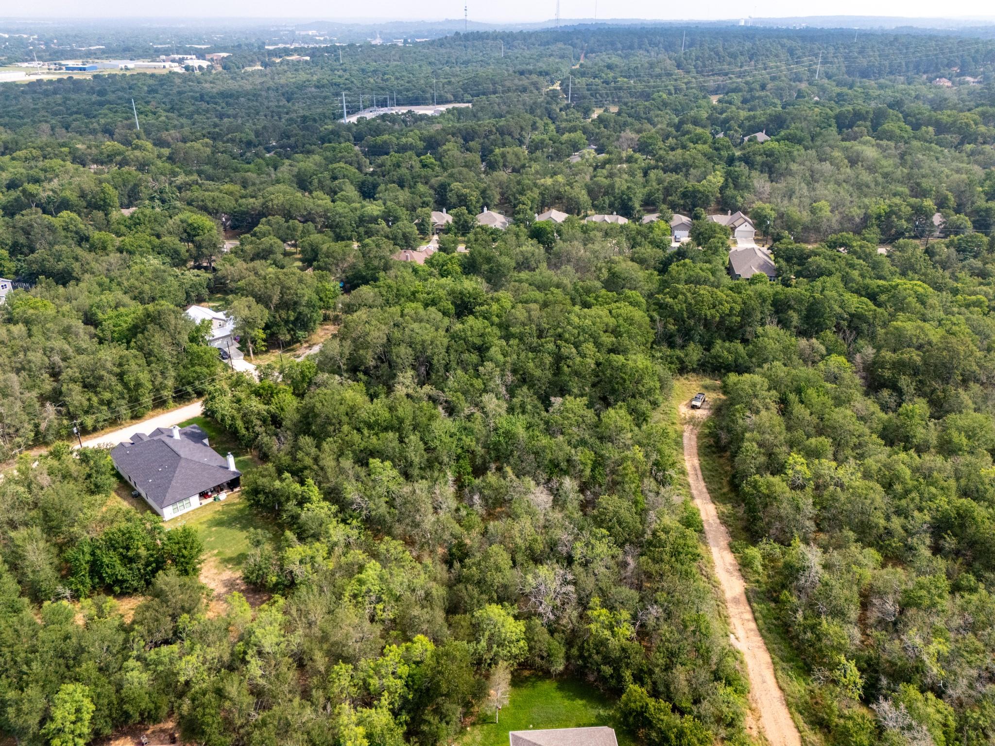 112 Waimalu Cv, Bastrop, TX 78602