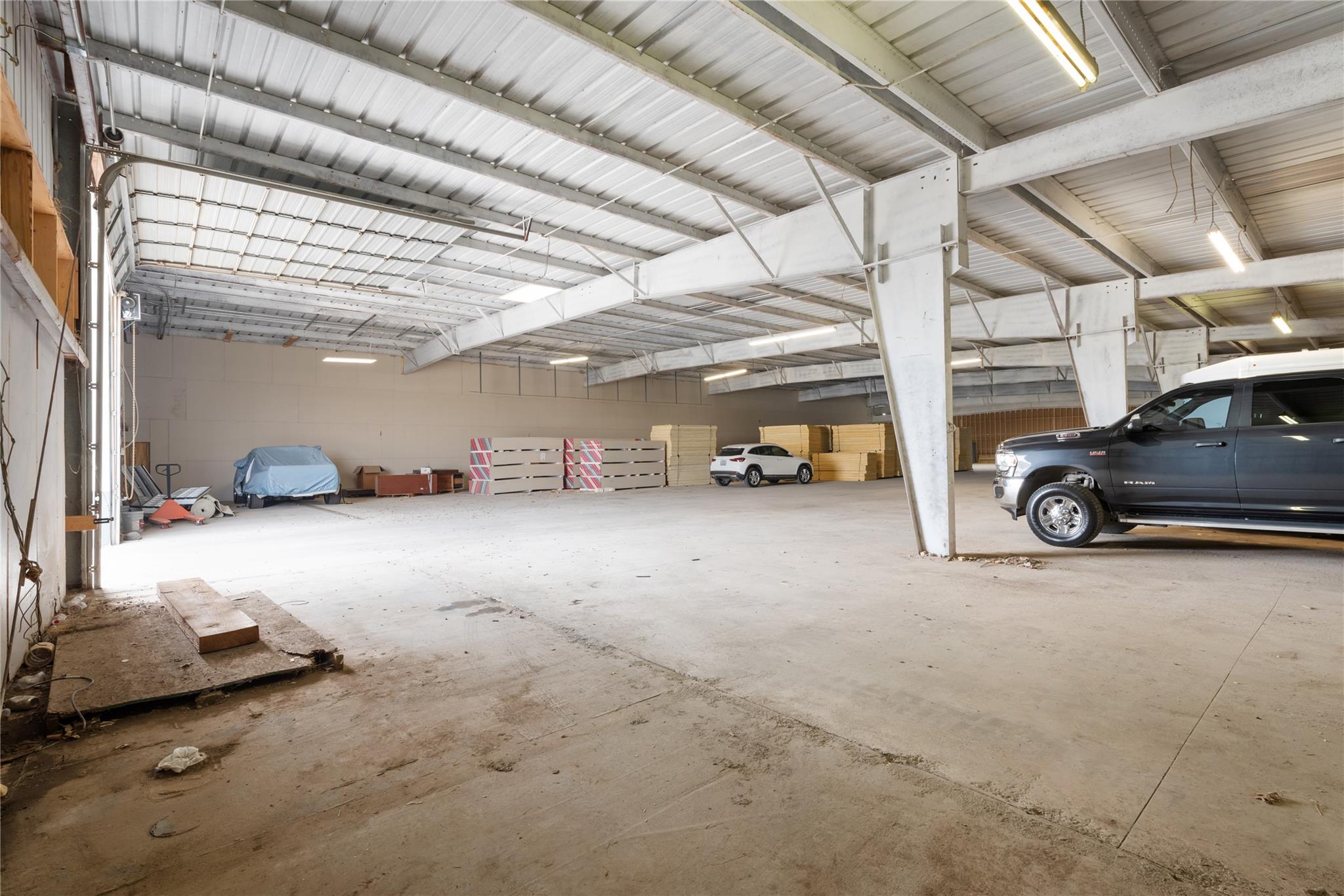 2909 E Howard Ln, Manor, TX 78653
