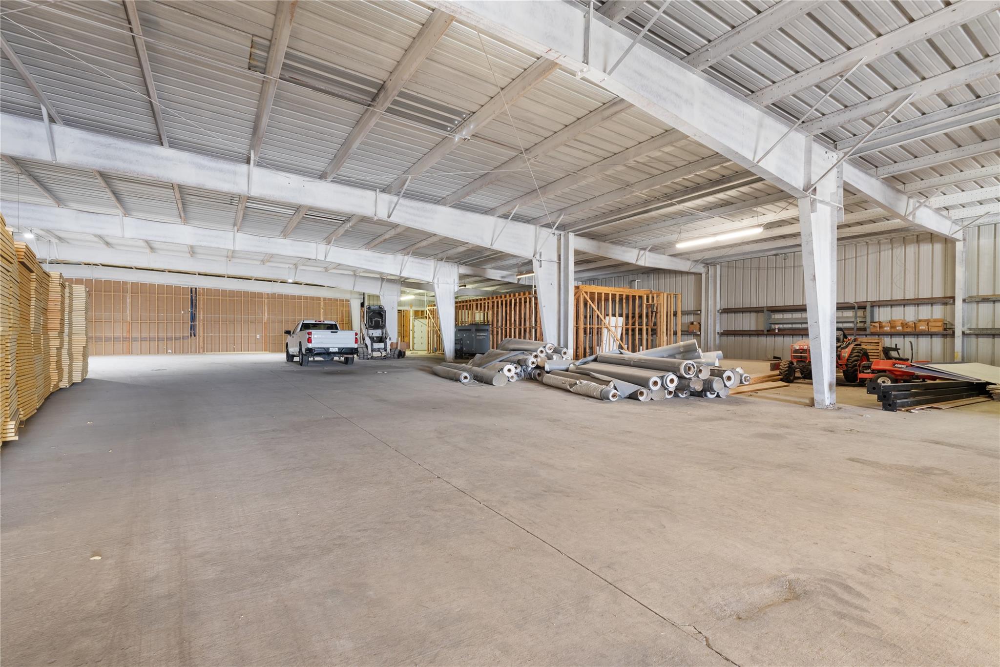 2909 E Howard Ln, Manor, TX 78653