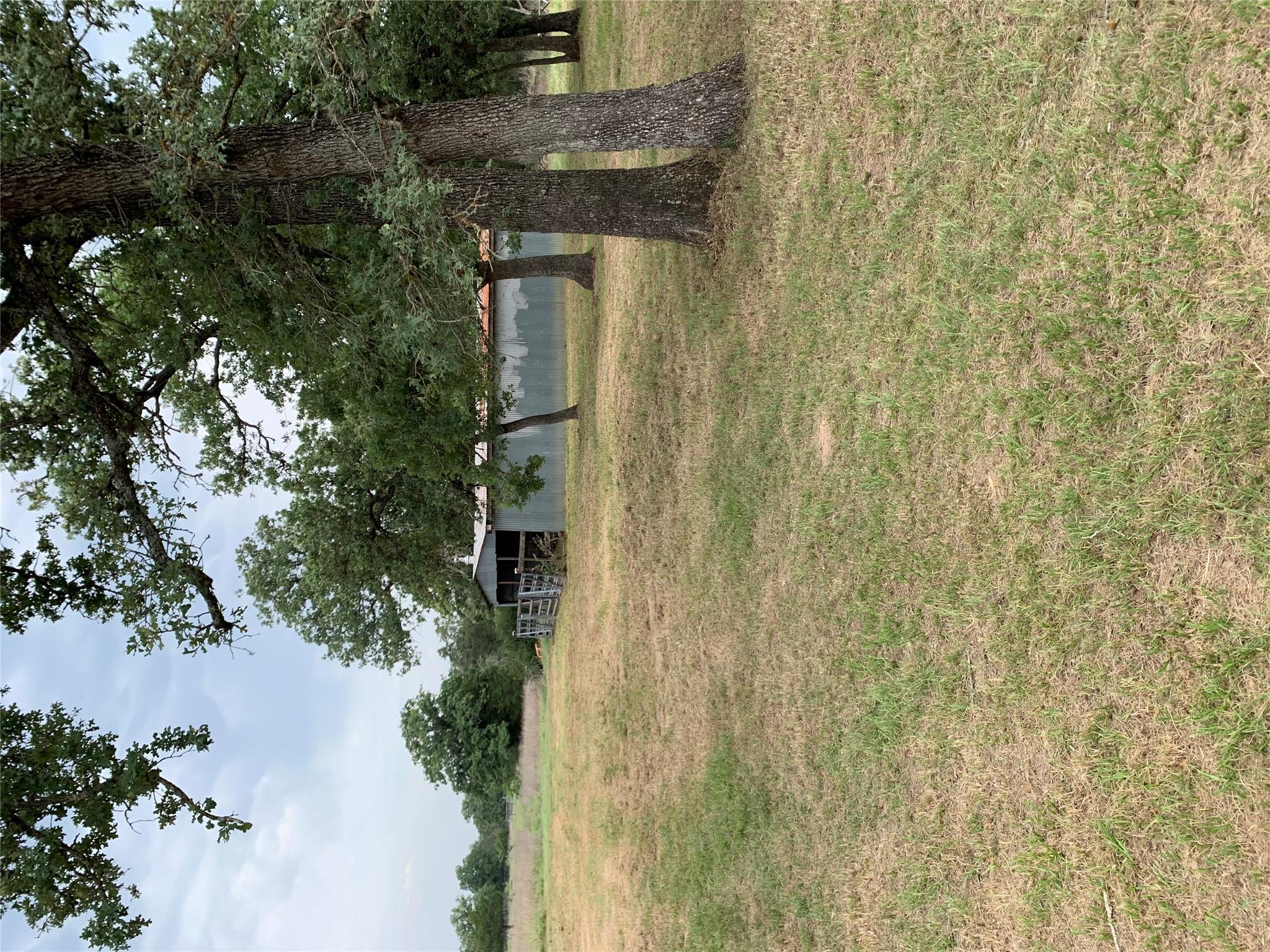 276 Ott Rd, Rosanky, TX 78953