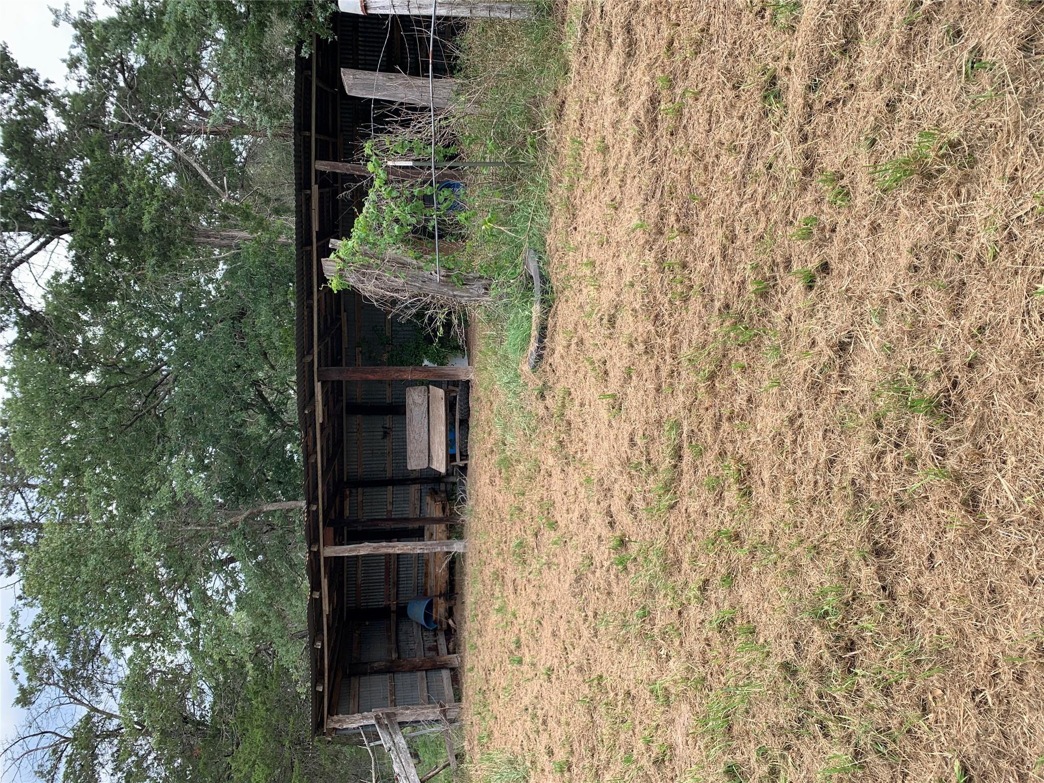 276 Ott Rd, Rosanky, TX 78953