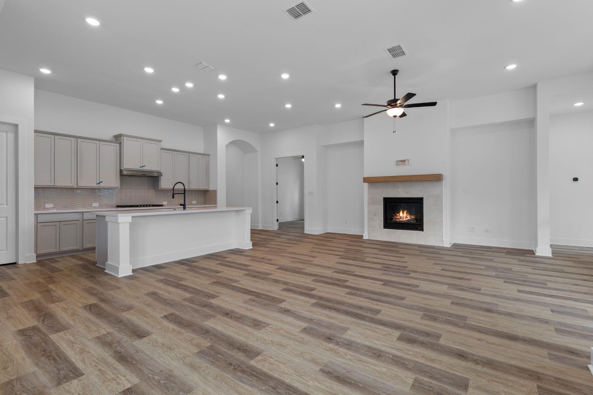 581 Sage Thrasher Cir, Dripping Springs, TX 78620