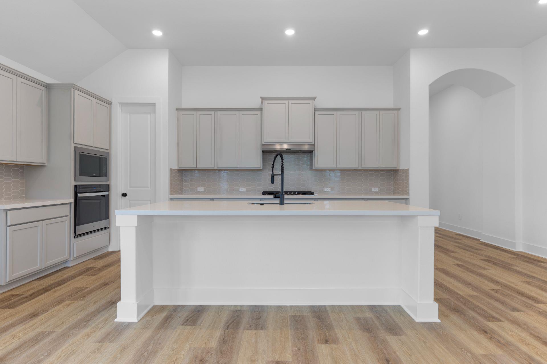 581 Sage Thrasher Cir, Dripping Springs, TX 78620