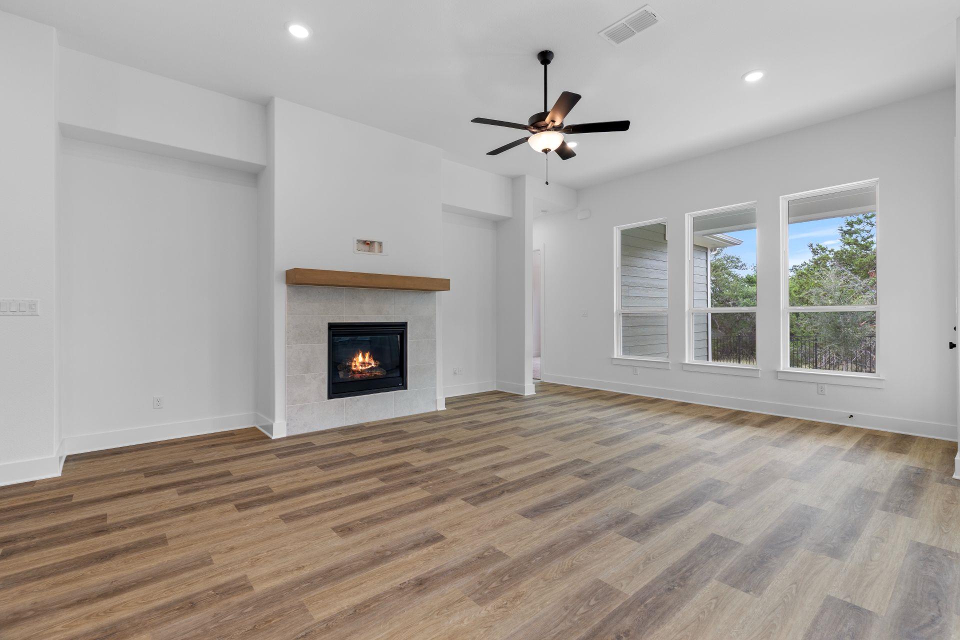 581 Sage Thrasher Cir, Dripping Springs, TX 78620