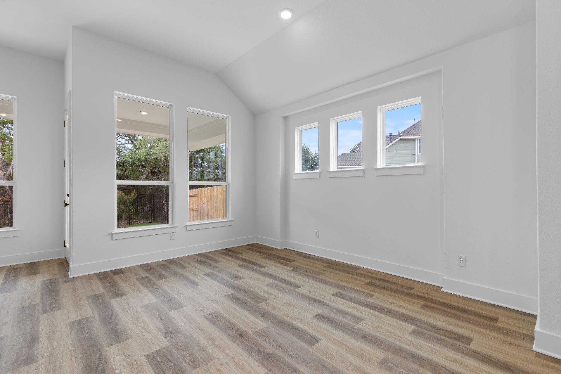 581 Sage Thrasher Cir, Dripping Springs, TX 78620