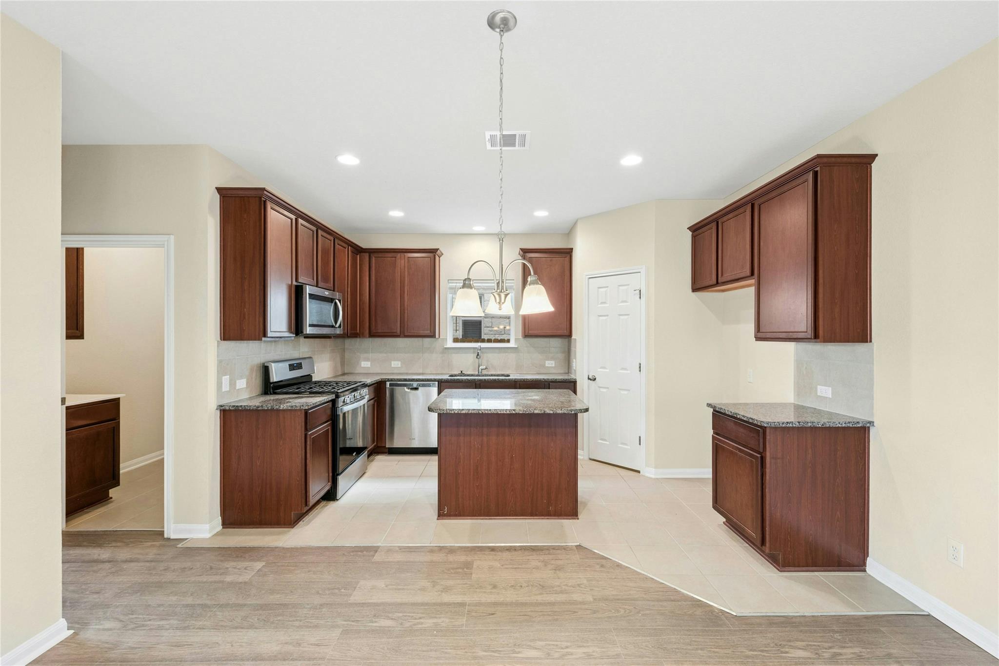 4203 Birdwatch Loop # 14, Pflugerville, TX 78660