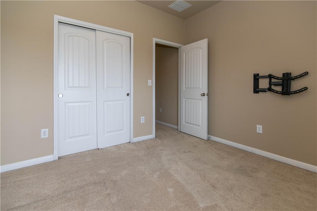 114 Leon River Loop, Hutto, TX 78634
