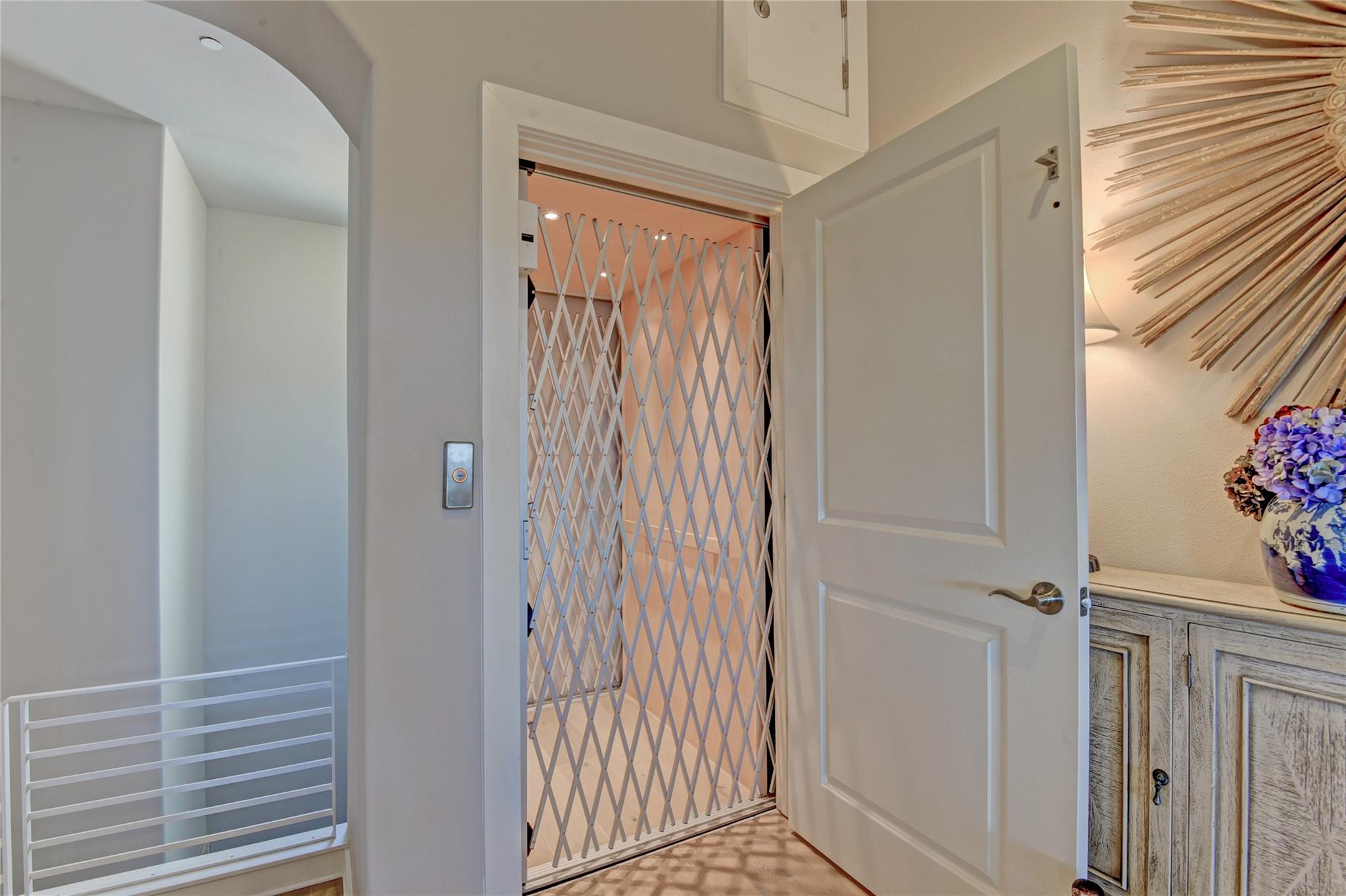 8200 Southwest Pkwy # 721, Austin, TX 78735