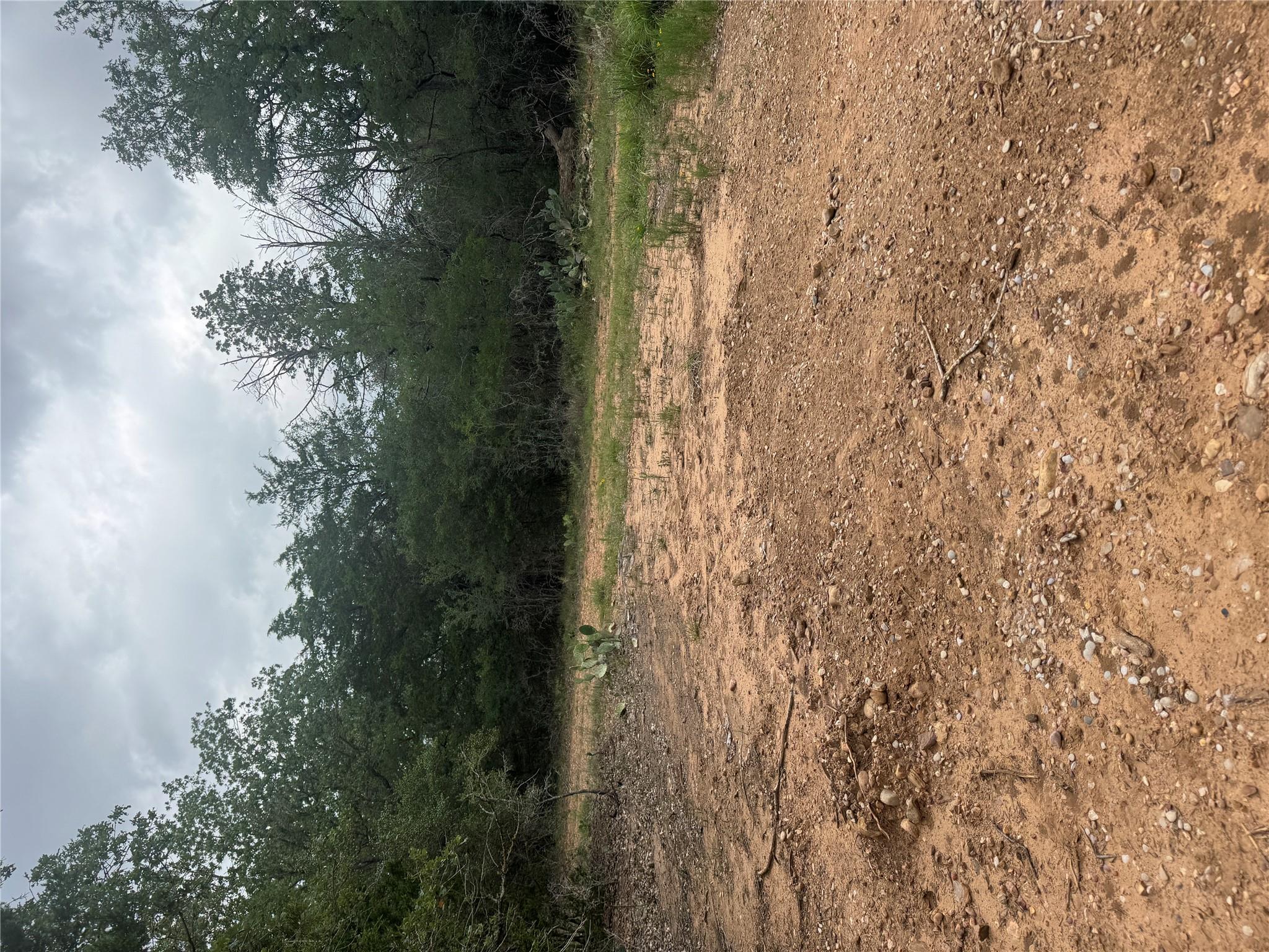 108 Howi Ln, Bastrop, TX 78602