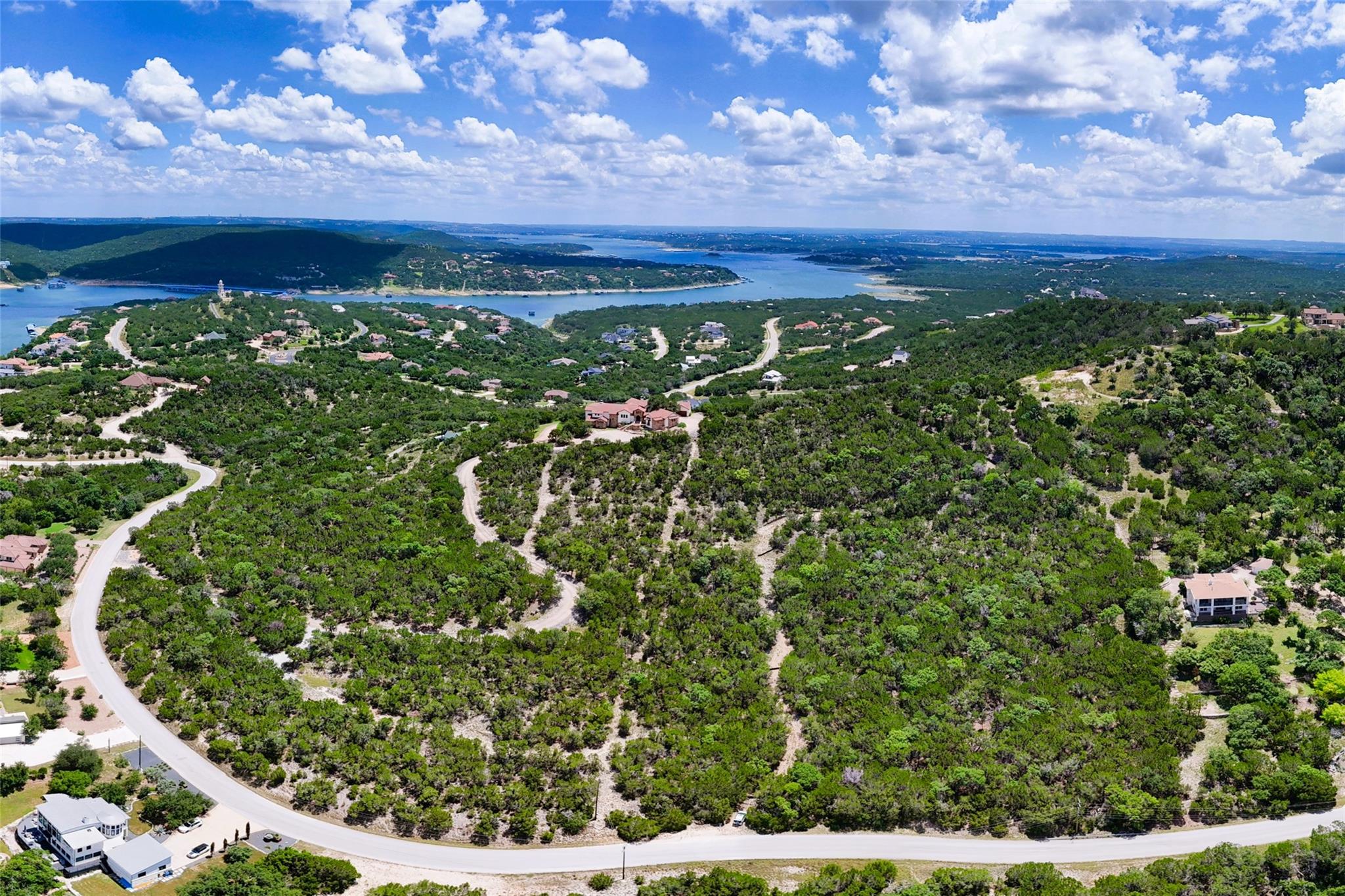 17464 E Reed Parks Rd, Jonestown, TX 78645