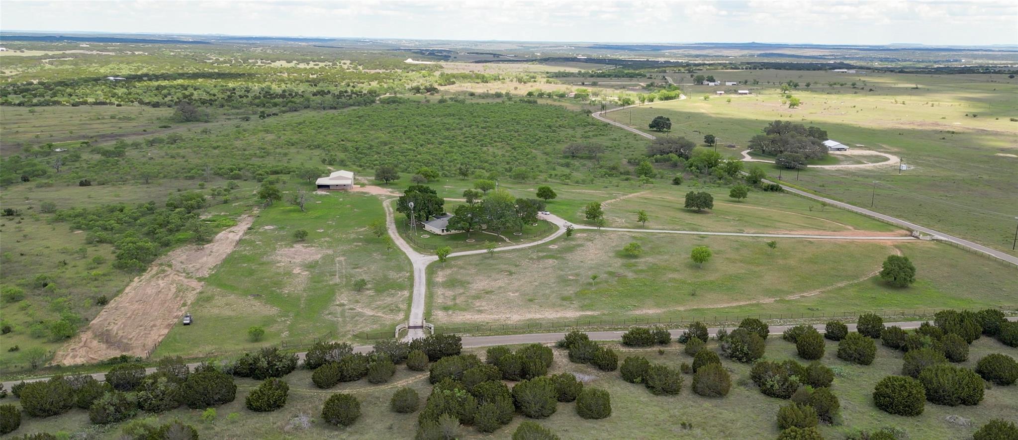 614 County Road 207, Burnet, TX 78611