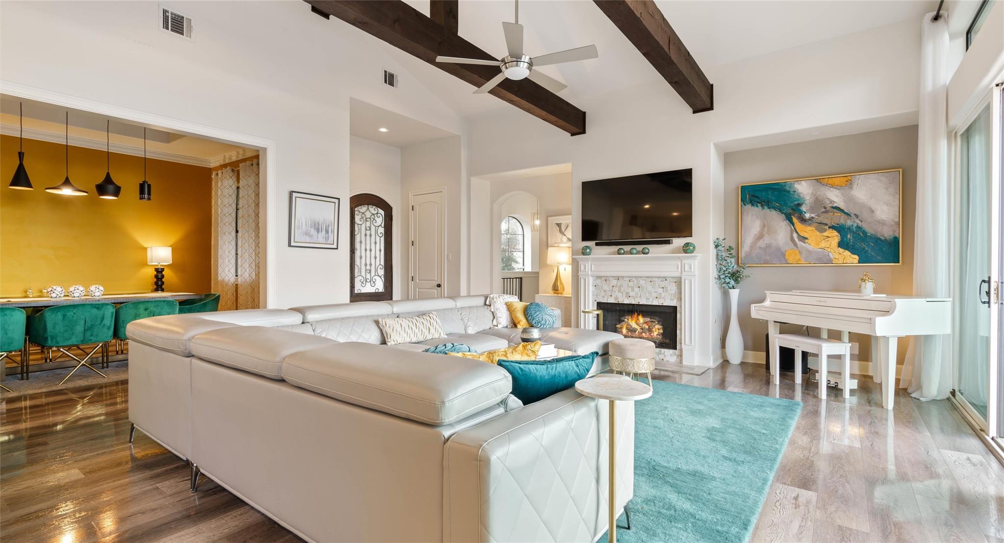807 Mariner, Lakeway, TX 78734