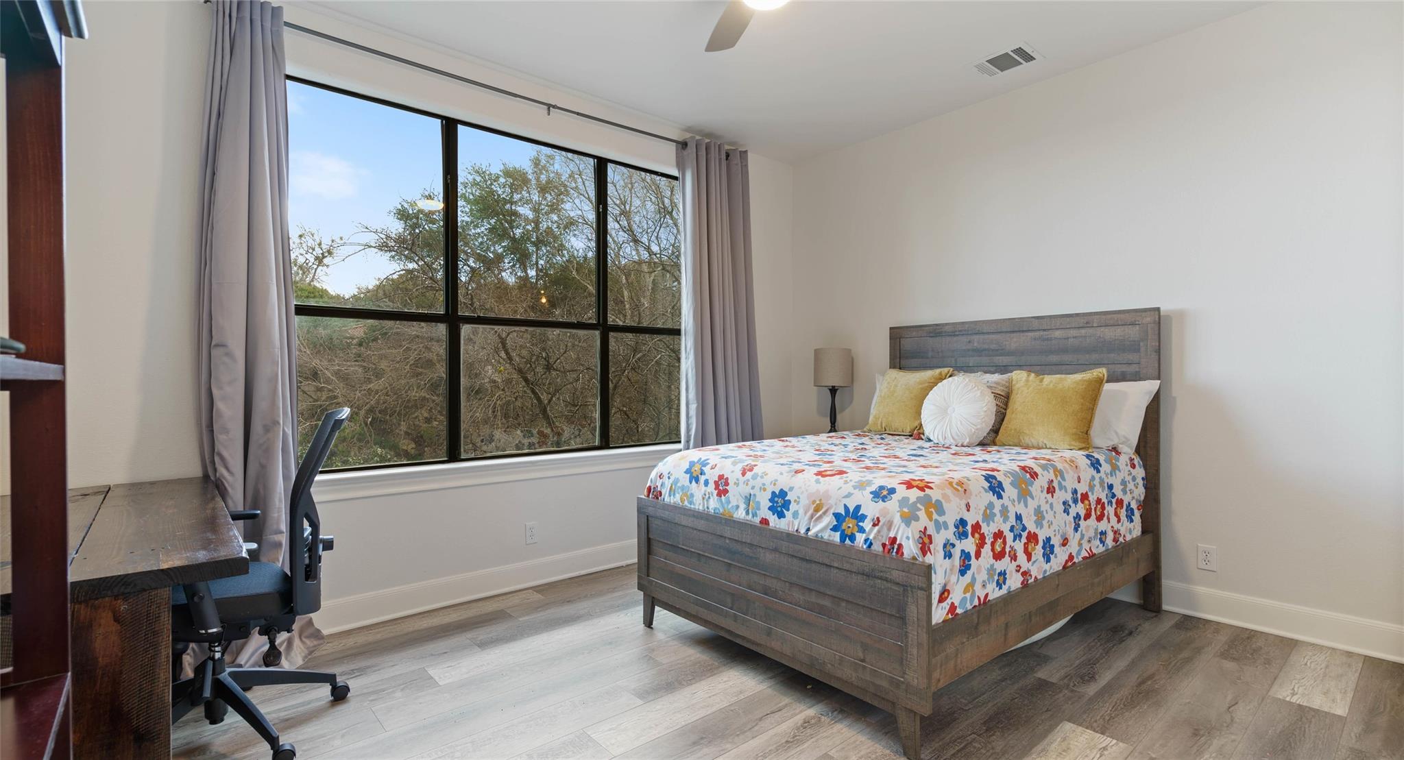 807 Mariner, Lakeway, TX 78734
