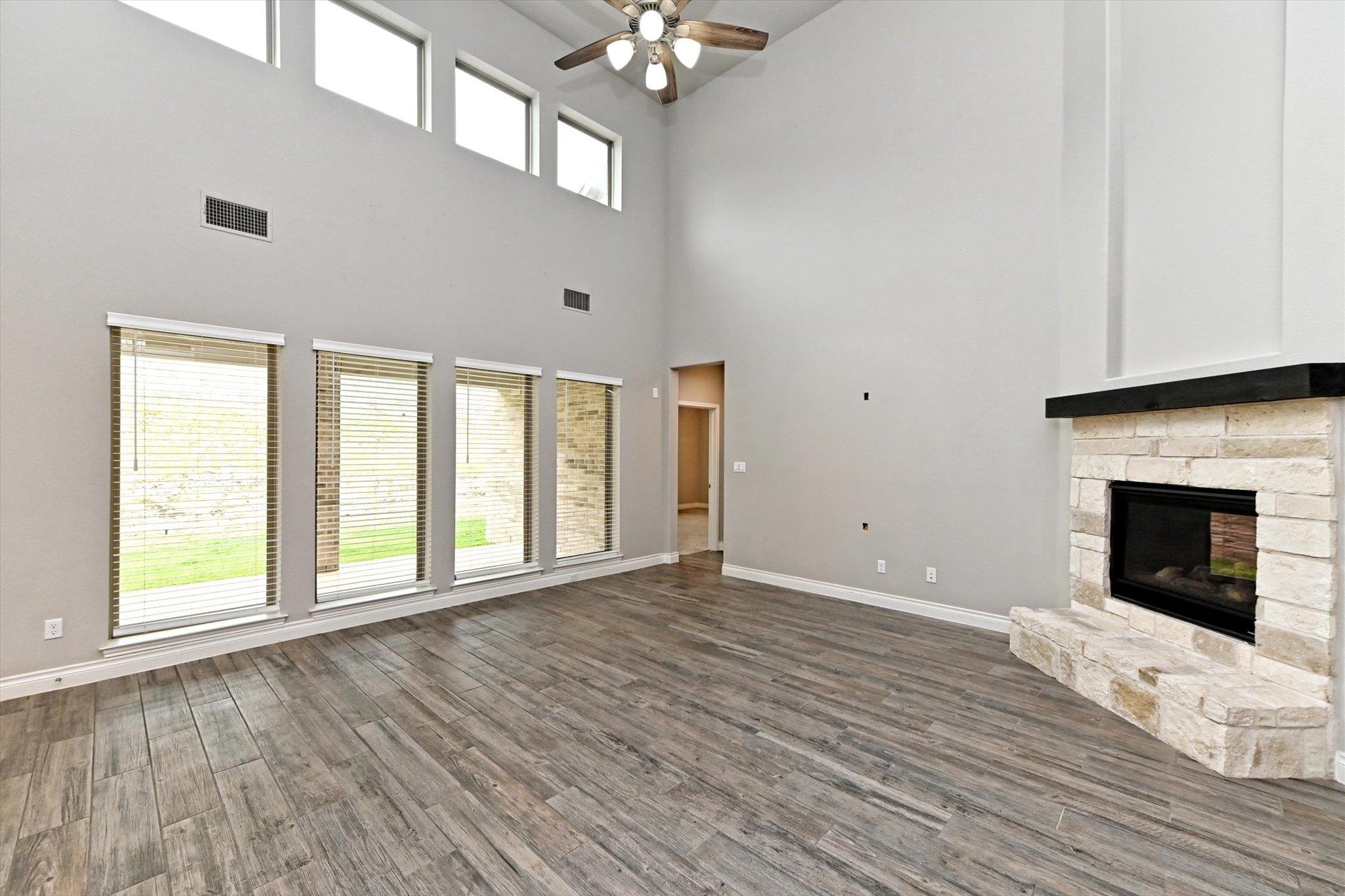 18235 Hewetson Cv, Austin, TX 78738