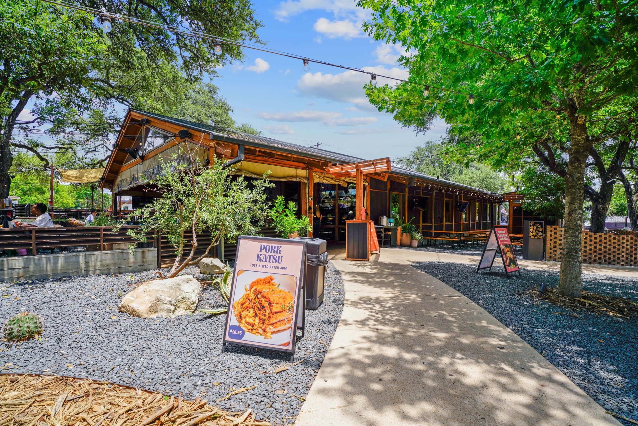 3204 Menchaca Rd # 303, Austin, TX 78704