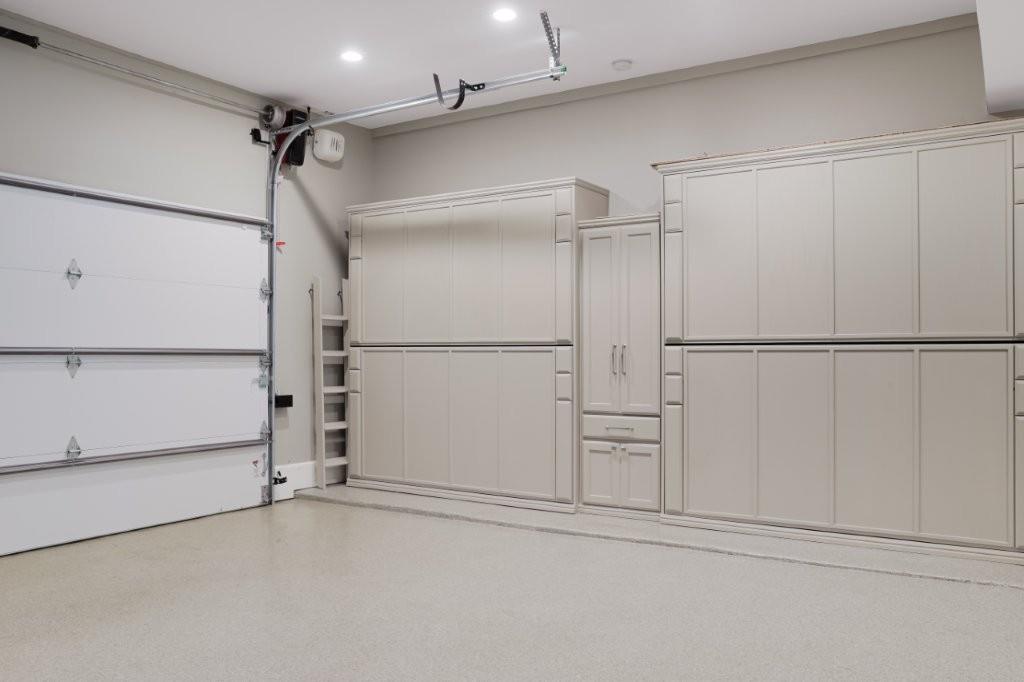 2463 Westlake Dr, Austin, TX 78746