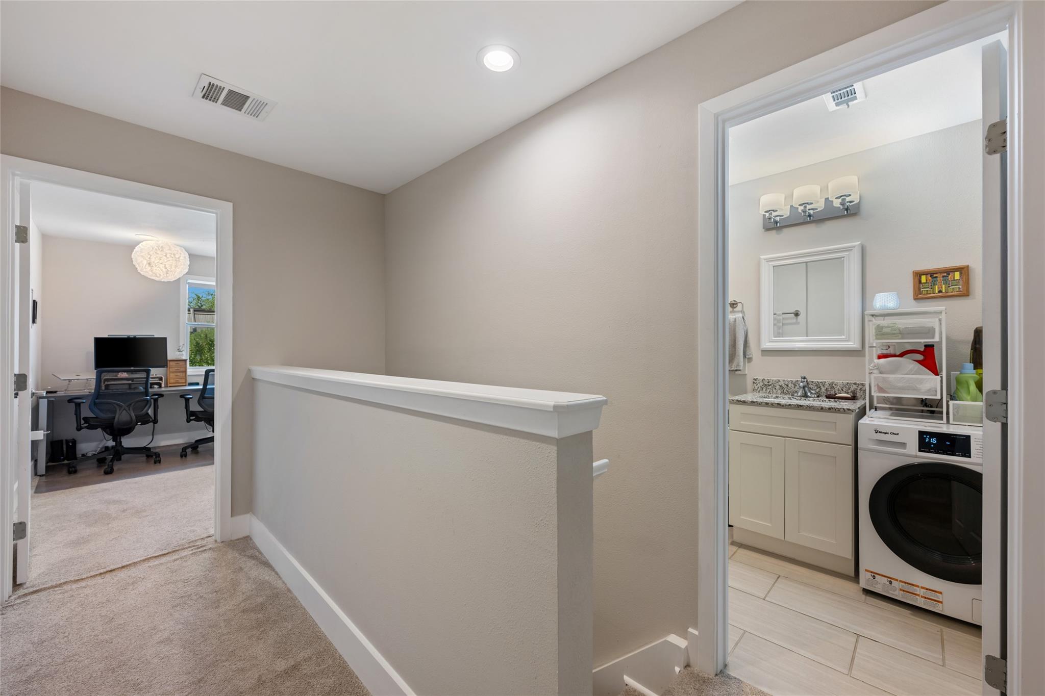 935 La Posada Dr # 243, Austin, TX 78752