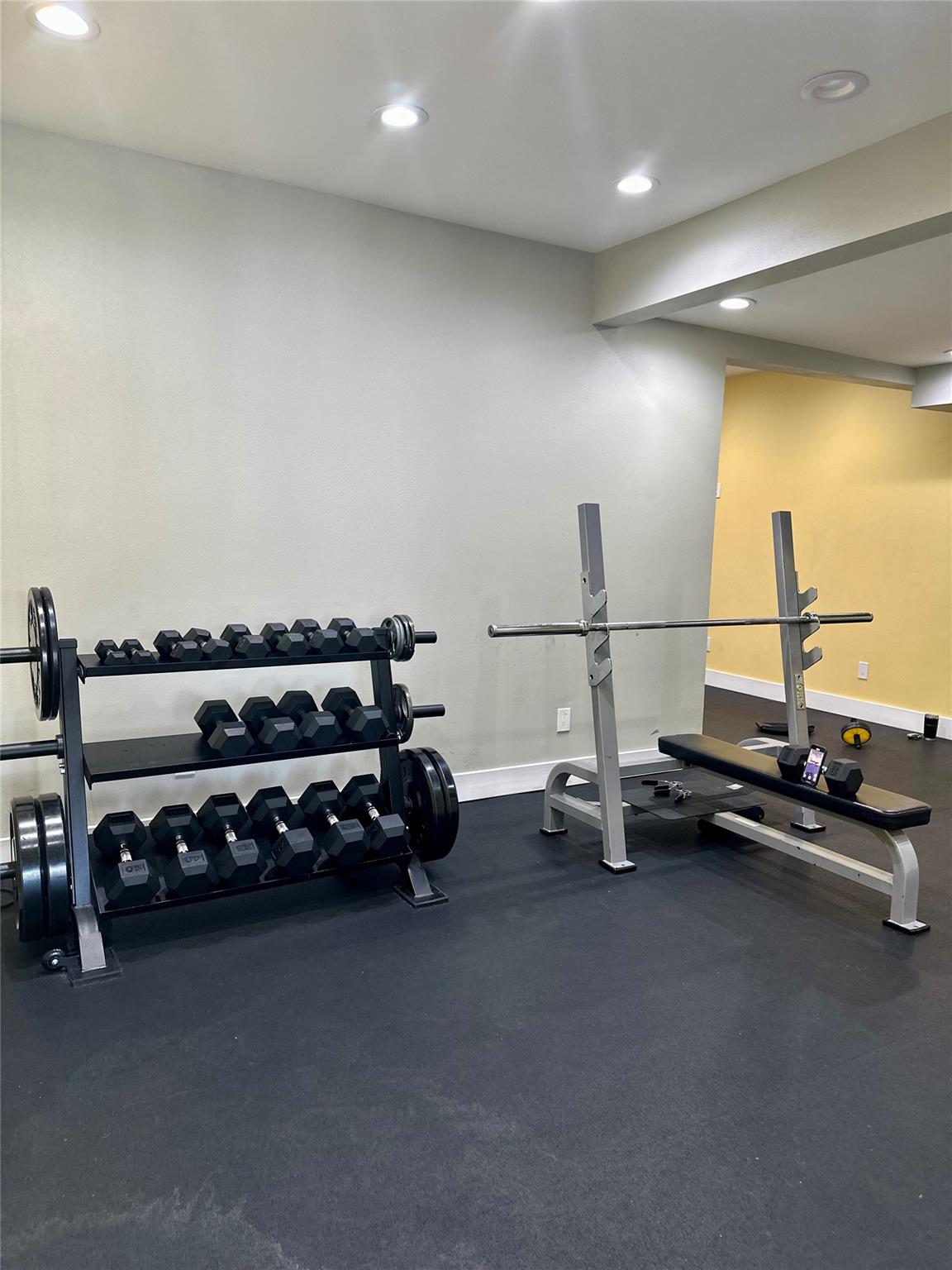 935 La Posada Dr # 243, Austin, TX 78752