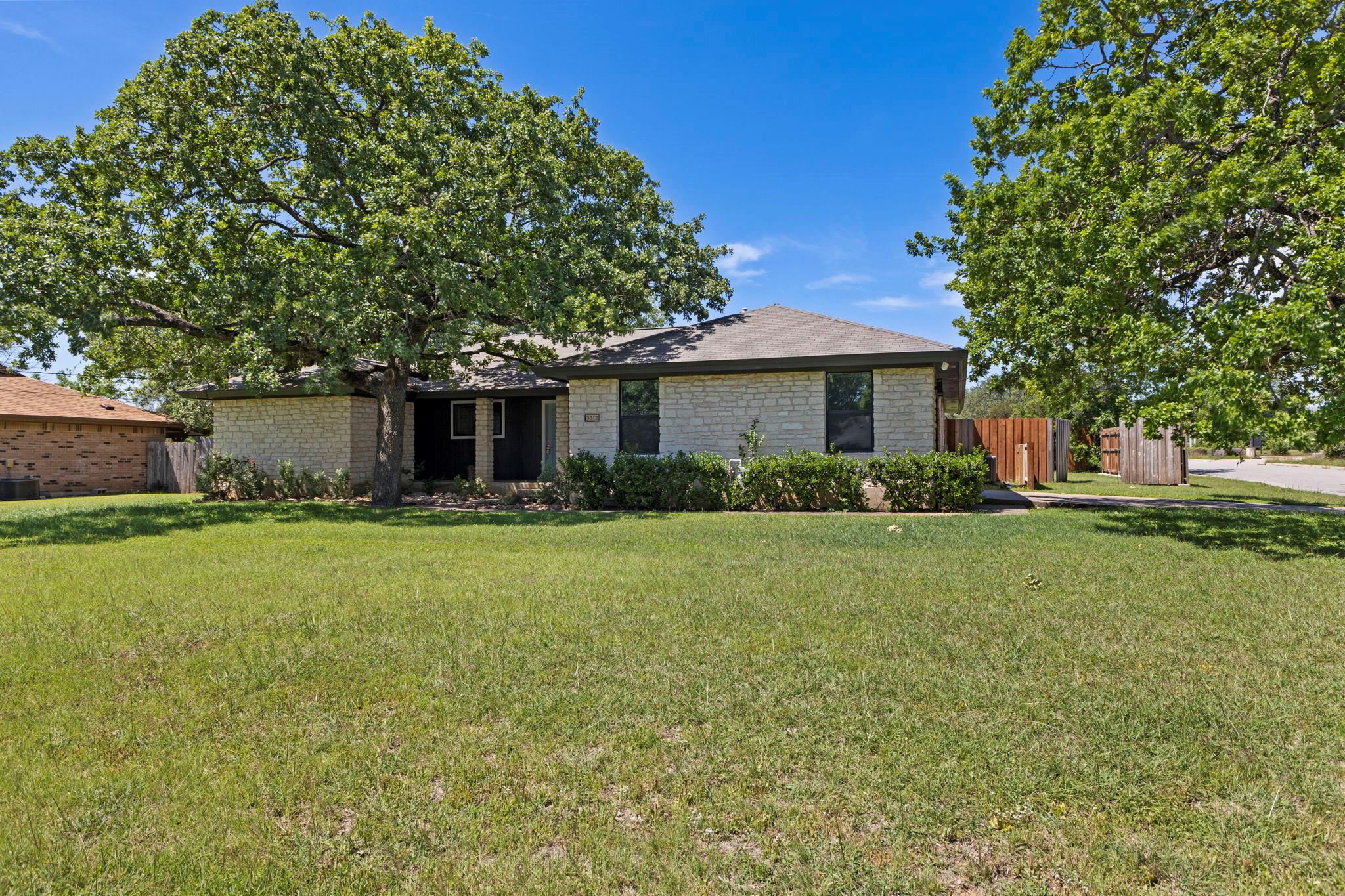 3312 Broken Spoke Trl, Georgetown, TX 78628