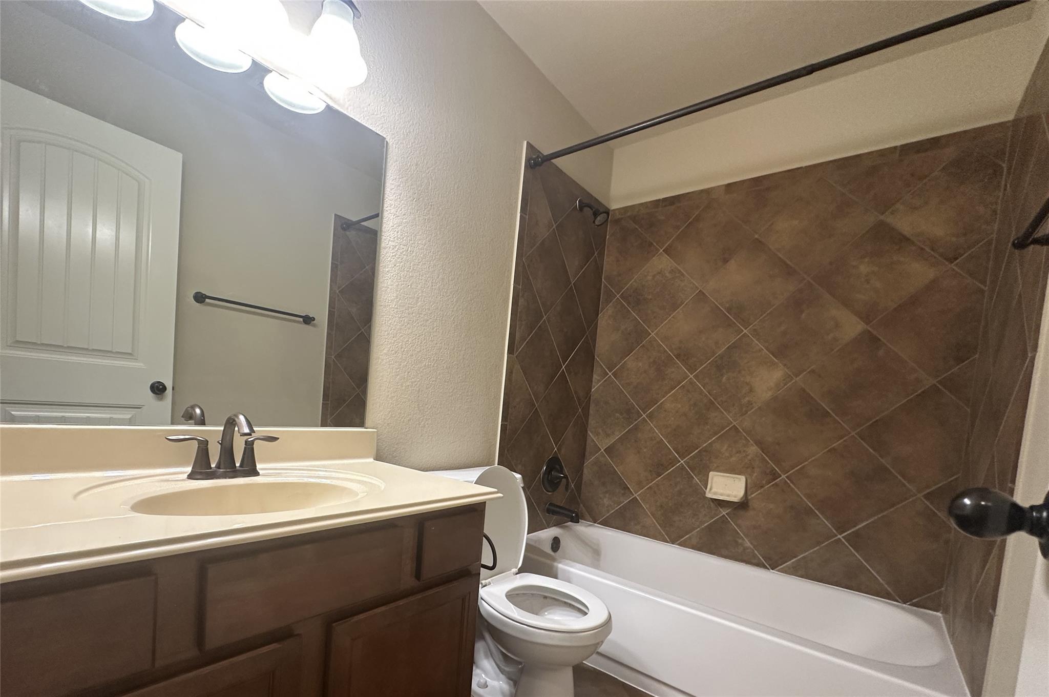 7714 Squirrel Hollow Dr, Georgetown, TX 78628