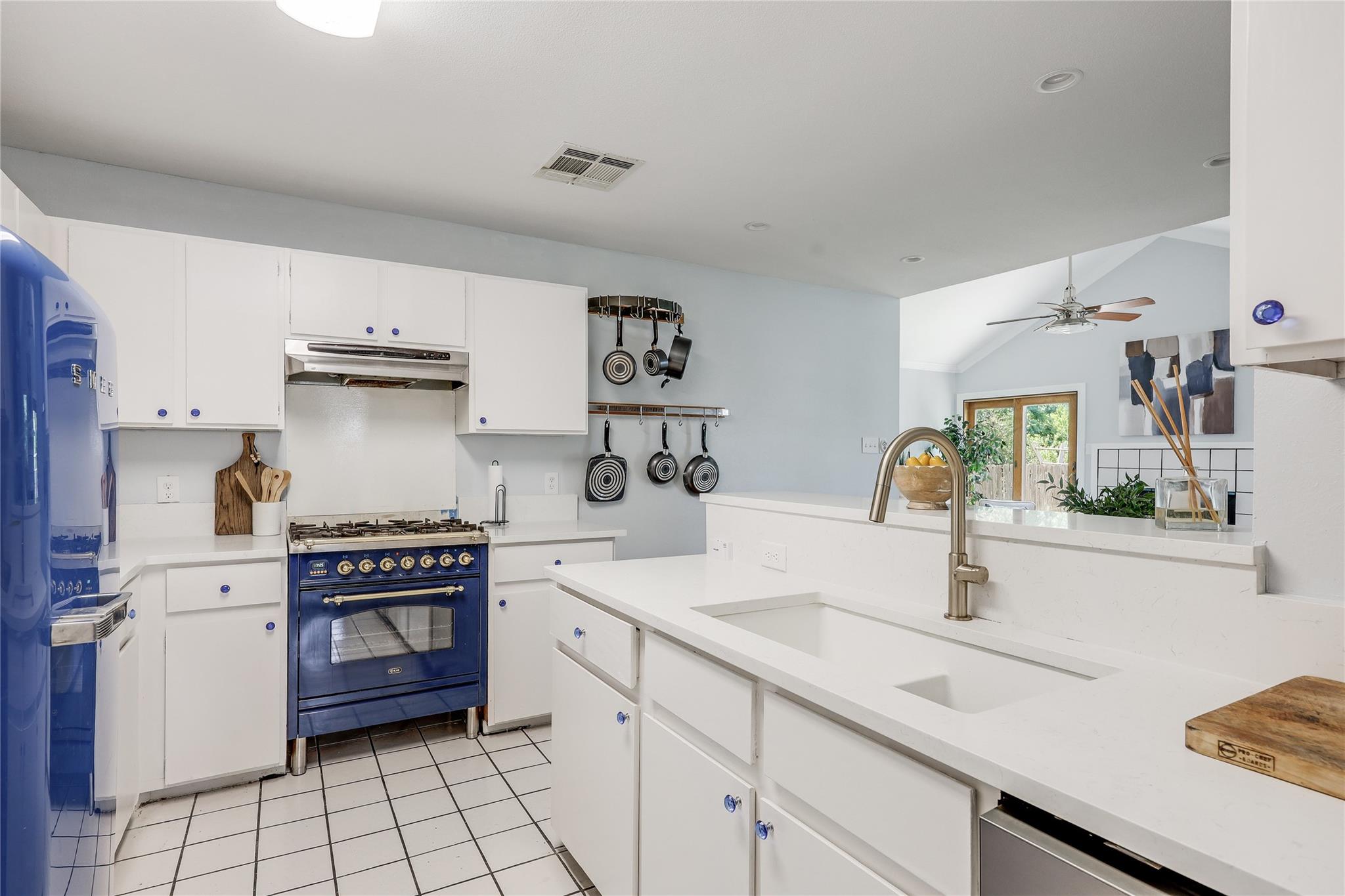 12319 Emery Oaks Rd, Austin, TX 78758