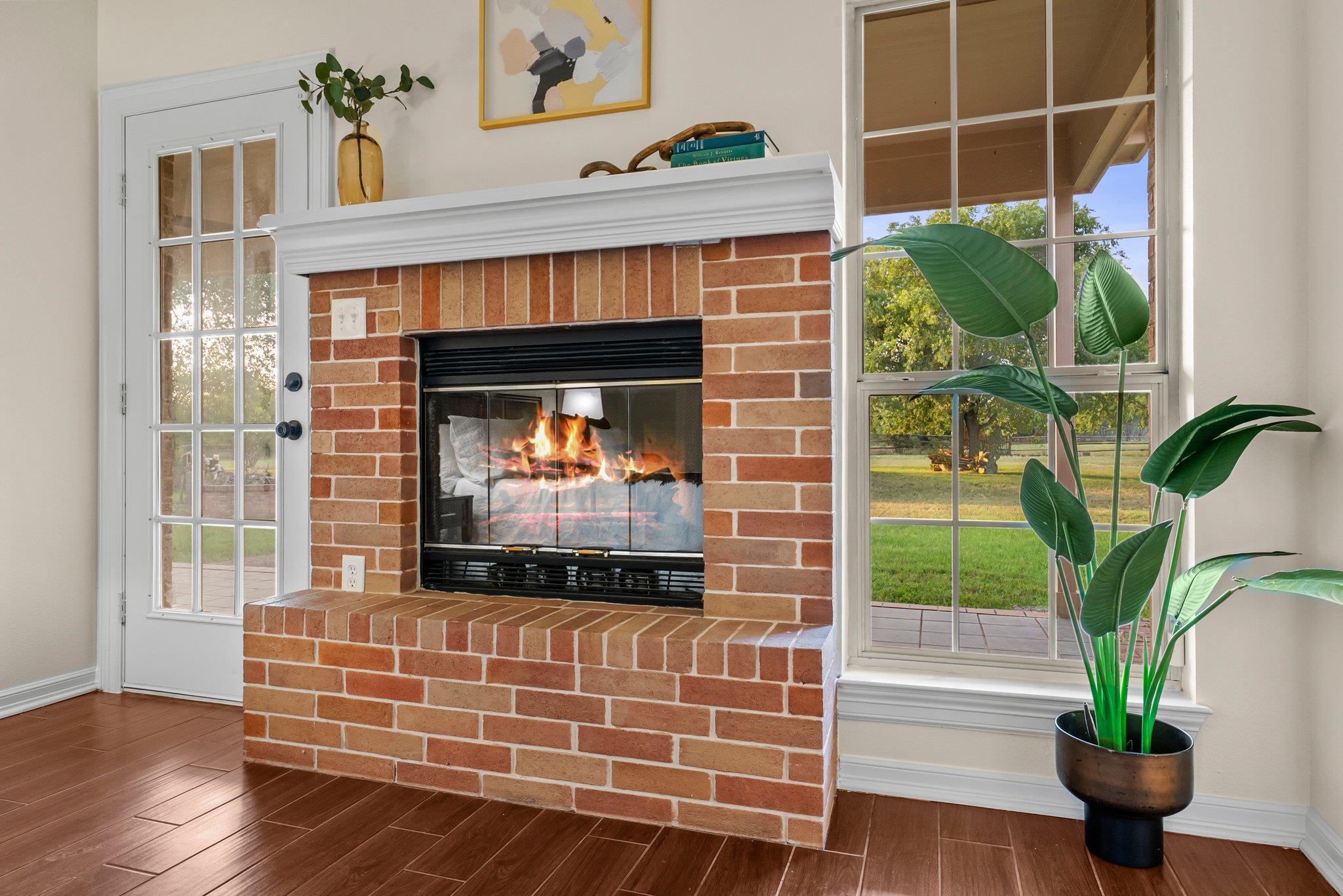 320 Woodland Oaks Trl, Buda, TX 78610